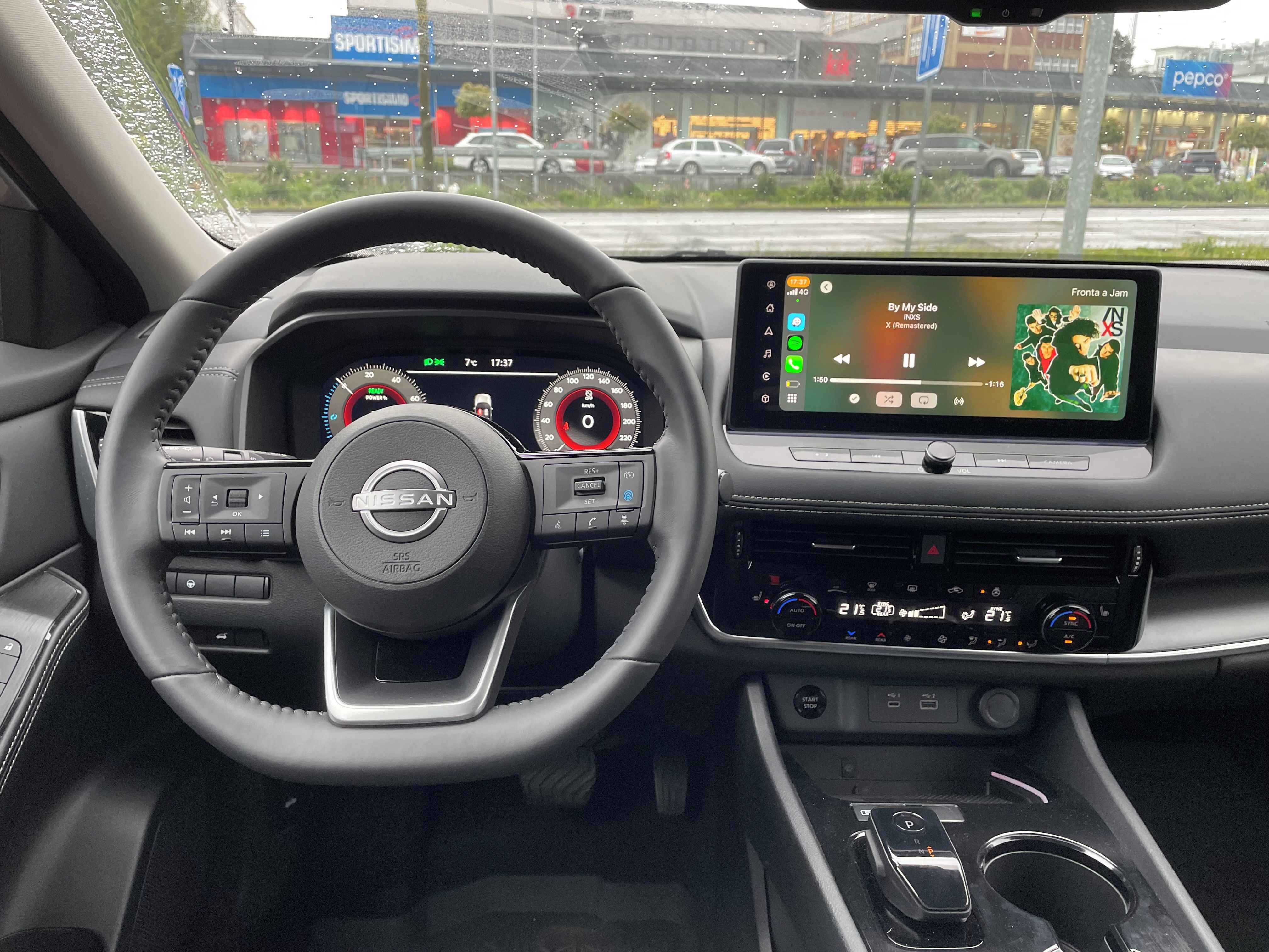 Nissan X-Trail, Operativní Leasing 24 měsíců - fotka 3