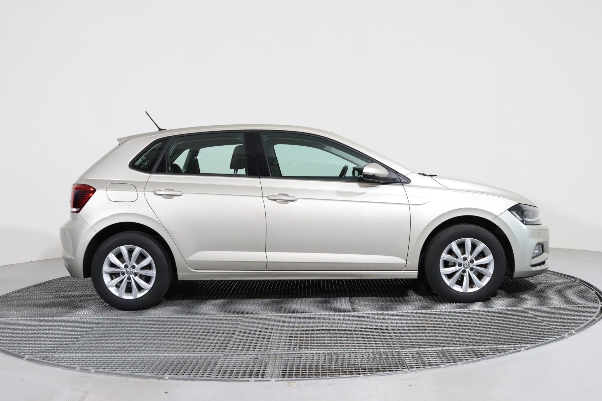 Volkswagen Polo, HIGHLINE 1,0TSI DSG/LED SVĚTLA - fotka 3