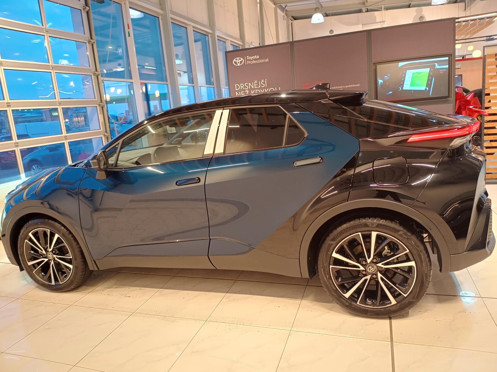 Toyota C-HR, 2.0 HEV Executive PREM. EDI. - fotka 3