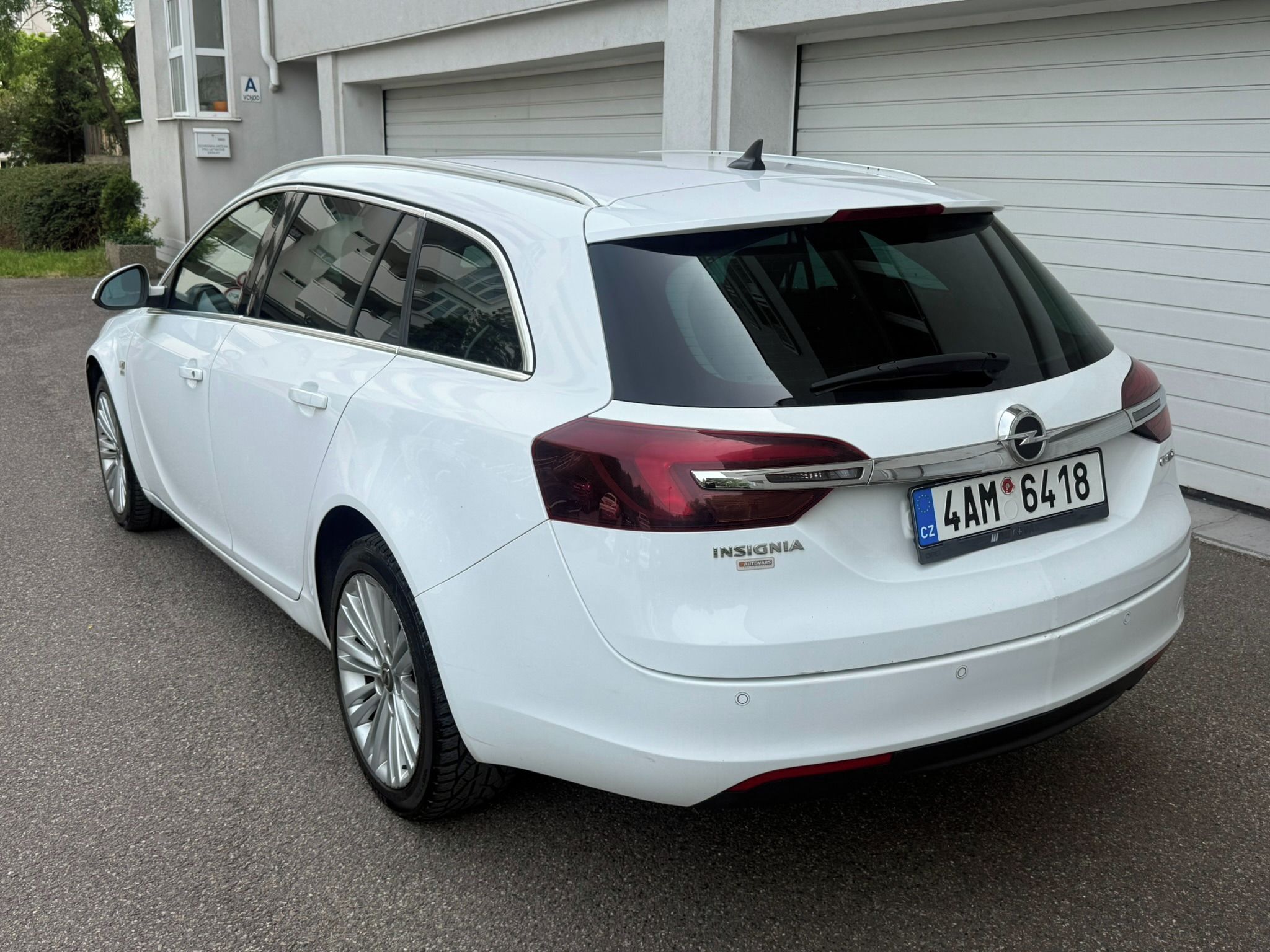 Opel Insignia, 2.0CDTi, 120kw Původ ČR 4x4 - fotka 3