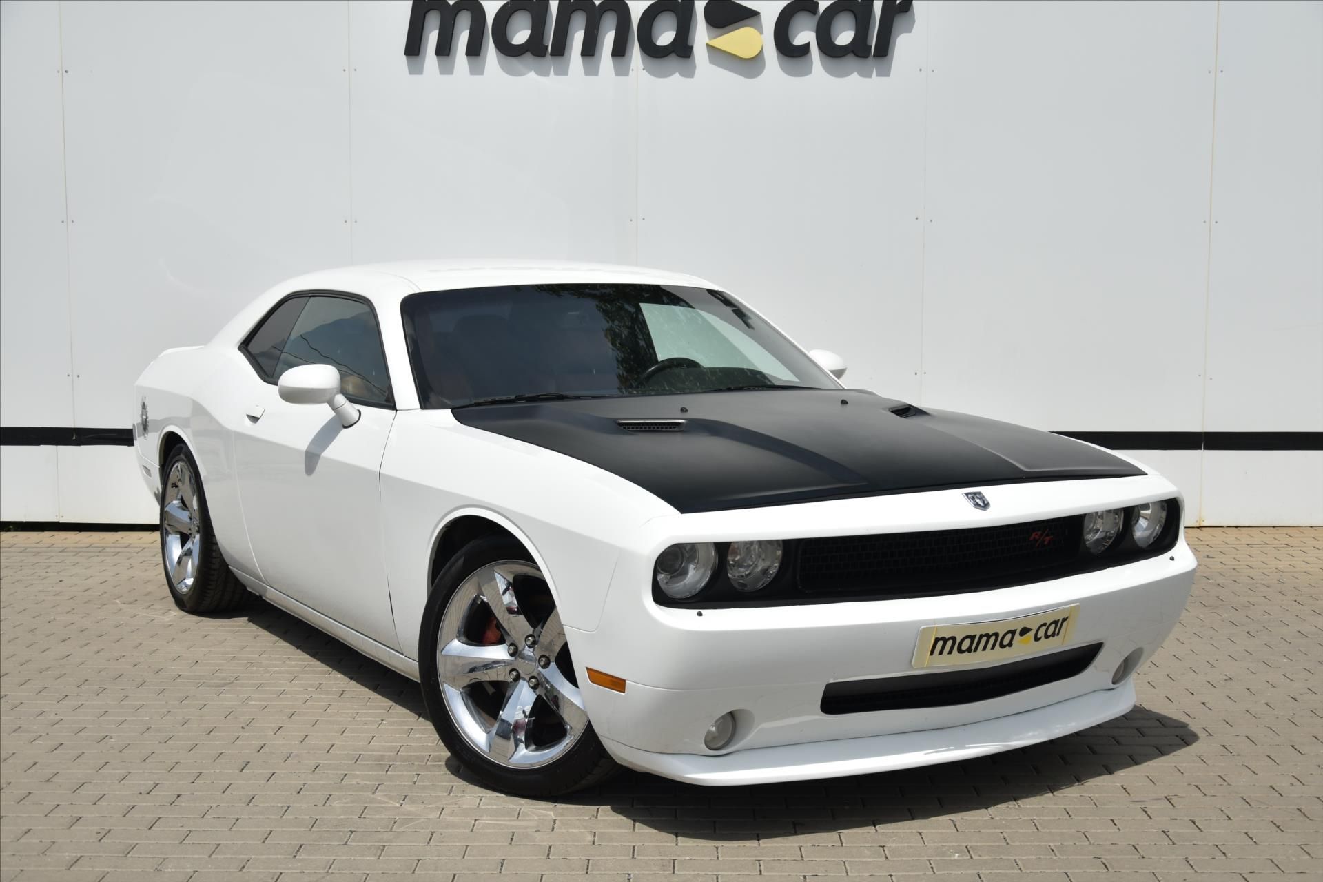 Dodge Challenger, 5.7 HEMI 280kW KŮŽE