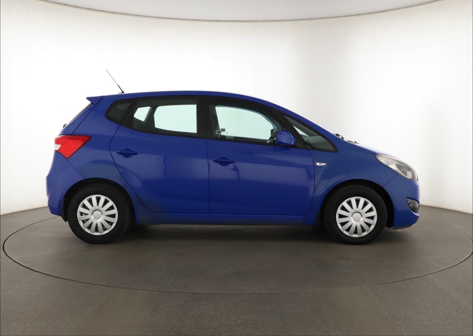 Hyundai ix20, 1.4 CRDi, po STK - fotka 6