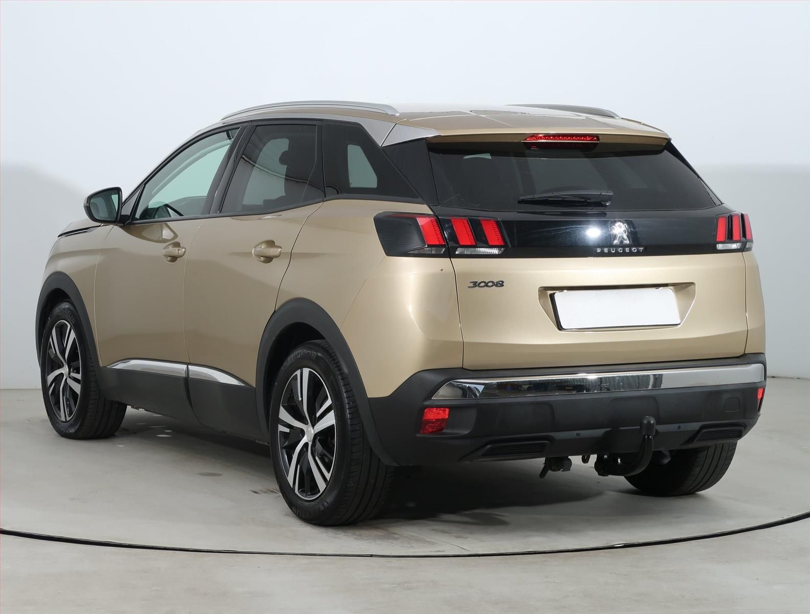 Peugeot 3008, 1.6 BlueHDi, Allure, Automat - fotka 4