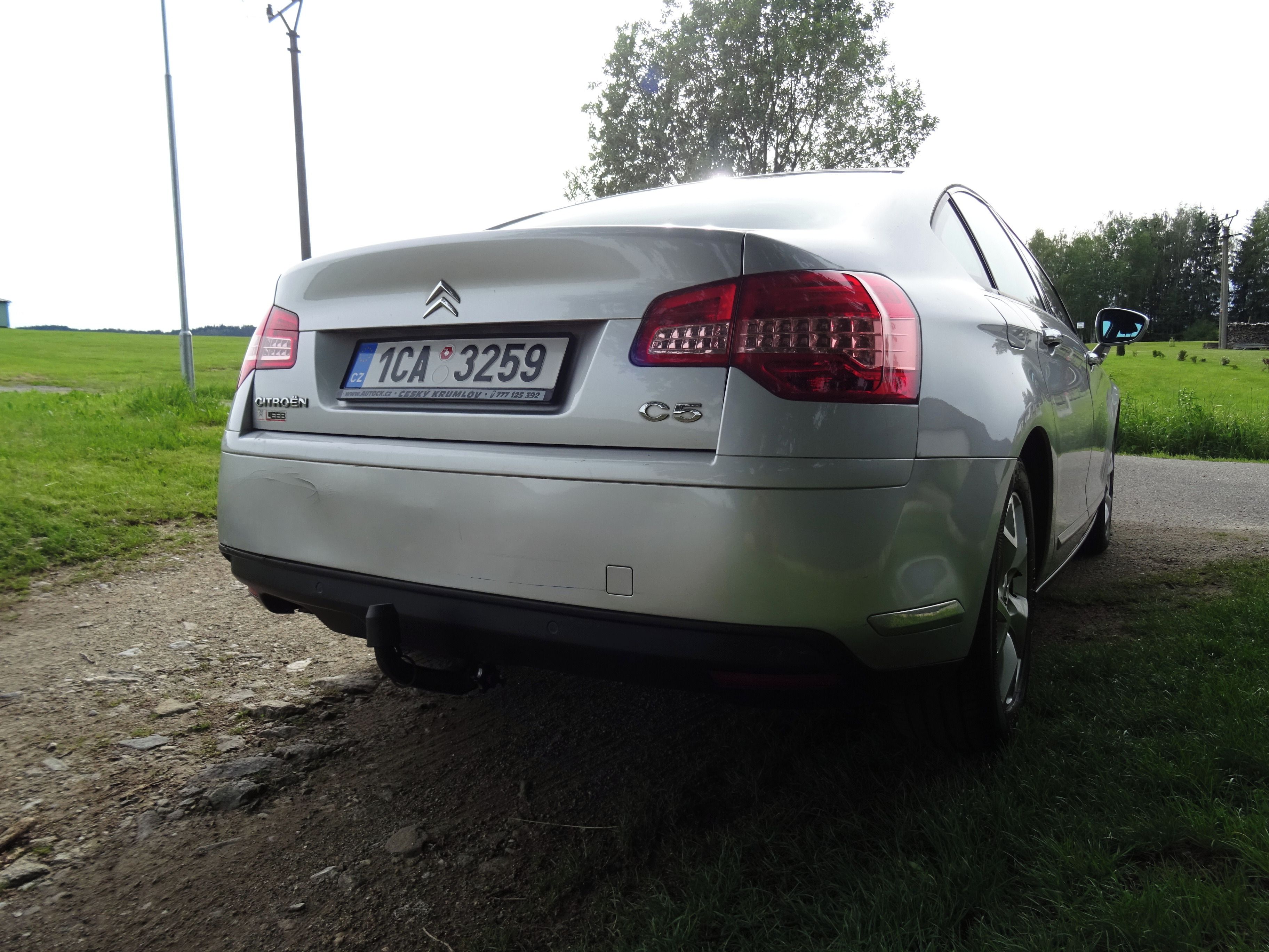 Citroën C5, 1,6HDi 2x kola,tažné,pěkná výb - fotka 4