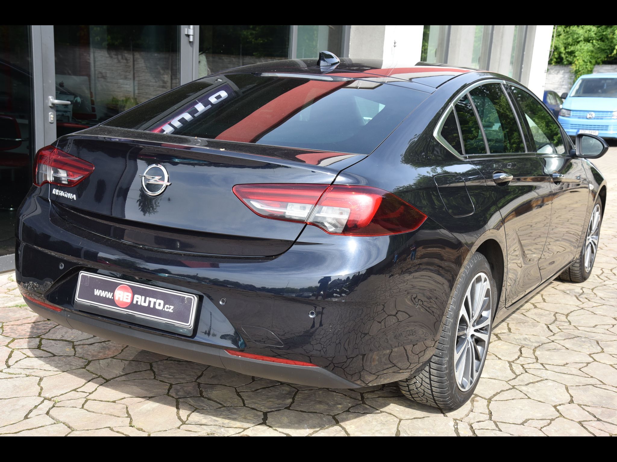Opel Insignia, 1.6 CDTi 100 kw Grand Sport - fotka 6