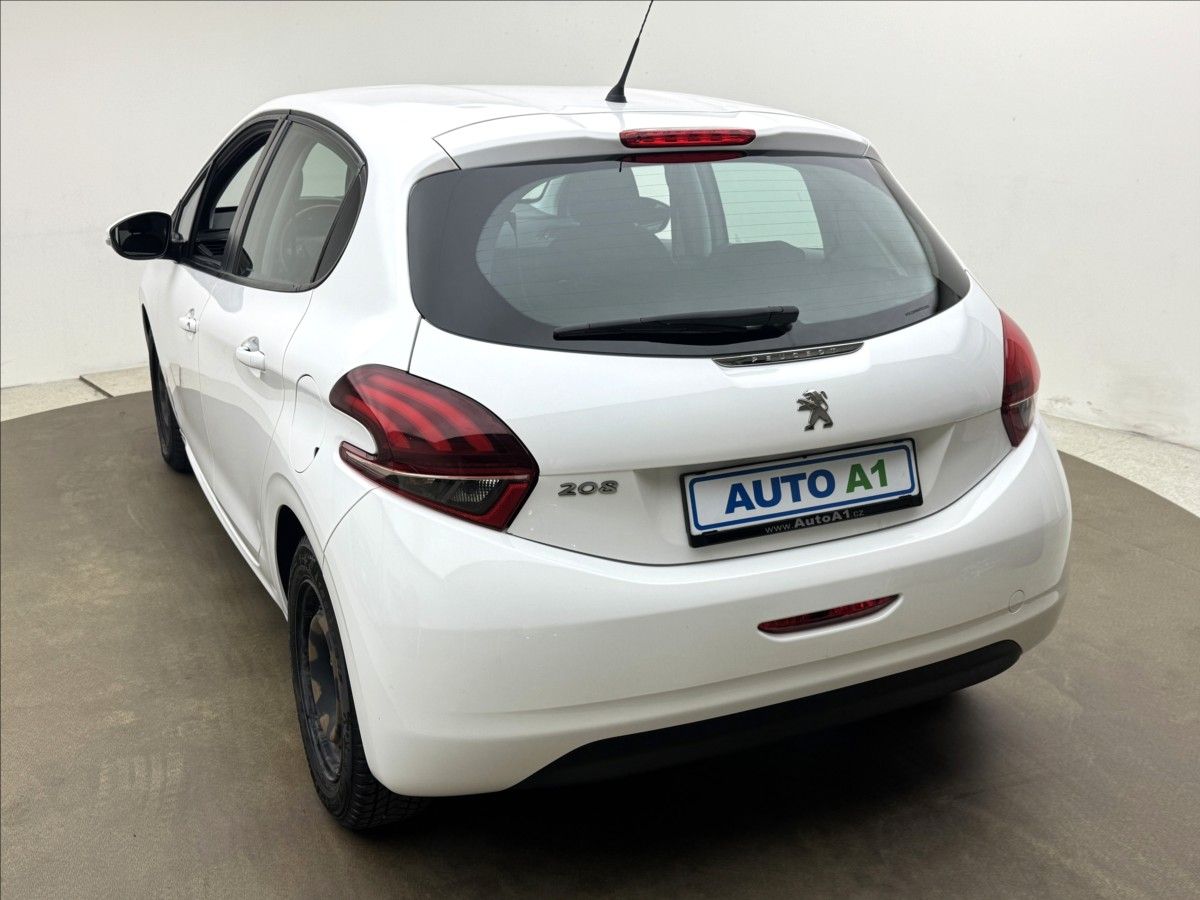 Peugeot 208, 1,6 HDi DPH KLIMATIZACE LED ČR - fotka 6