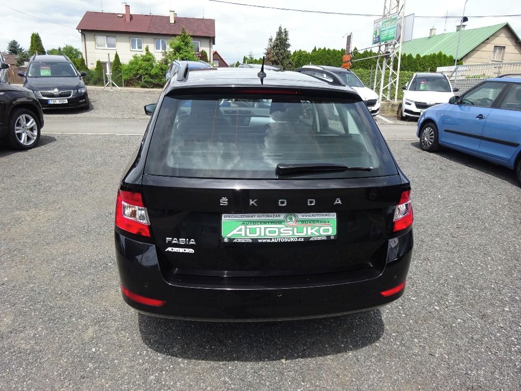 Škoda Fabia, COMBI III FC 1,0 TSI - 2021 - fotka 6