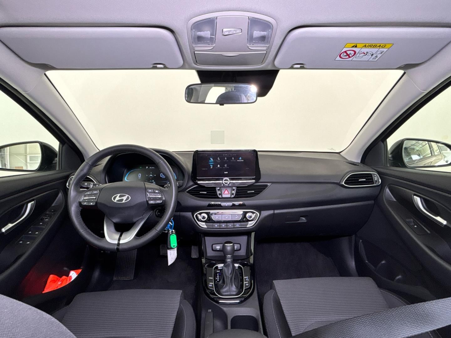 Hyundai i30, 1.5 T-GDI / 103 kW Smart DCT - fotka 5