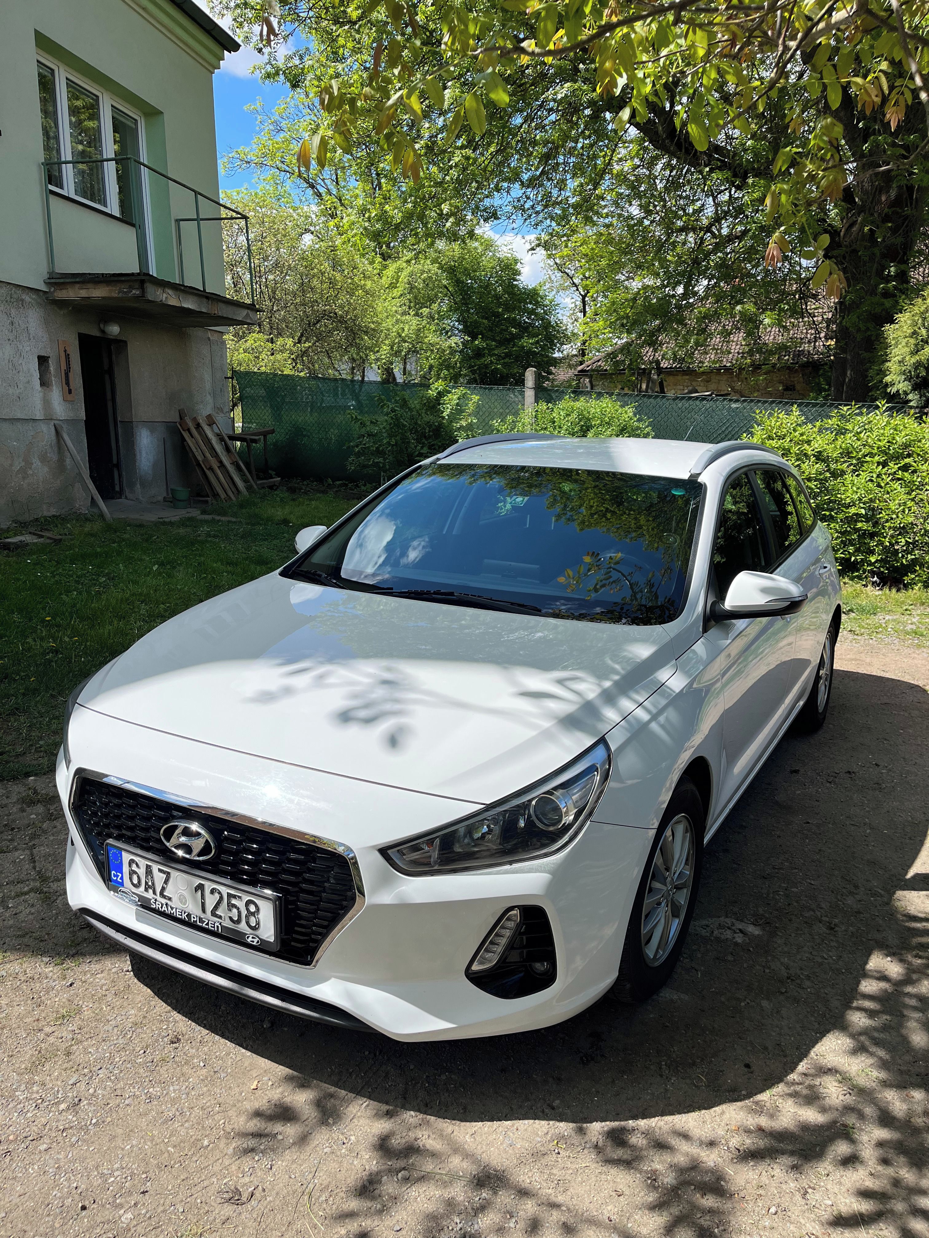 Hyundai i30, 1,6 crdi, 97kw servisováno, CZ - fotka 2