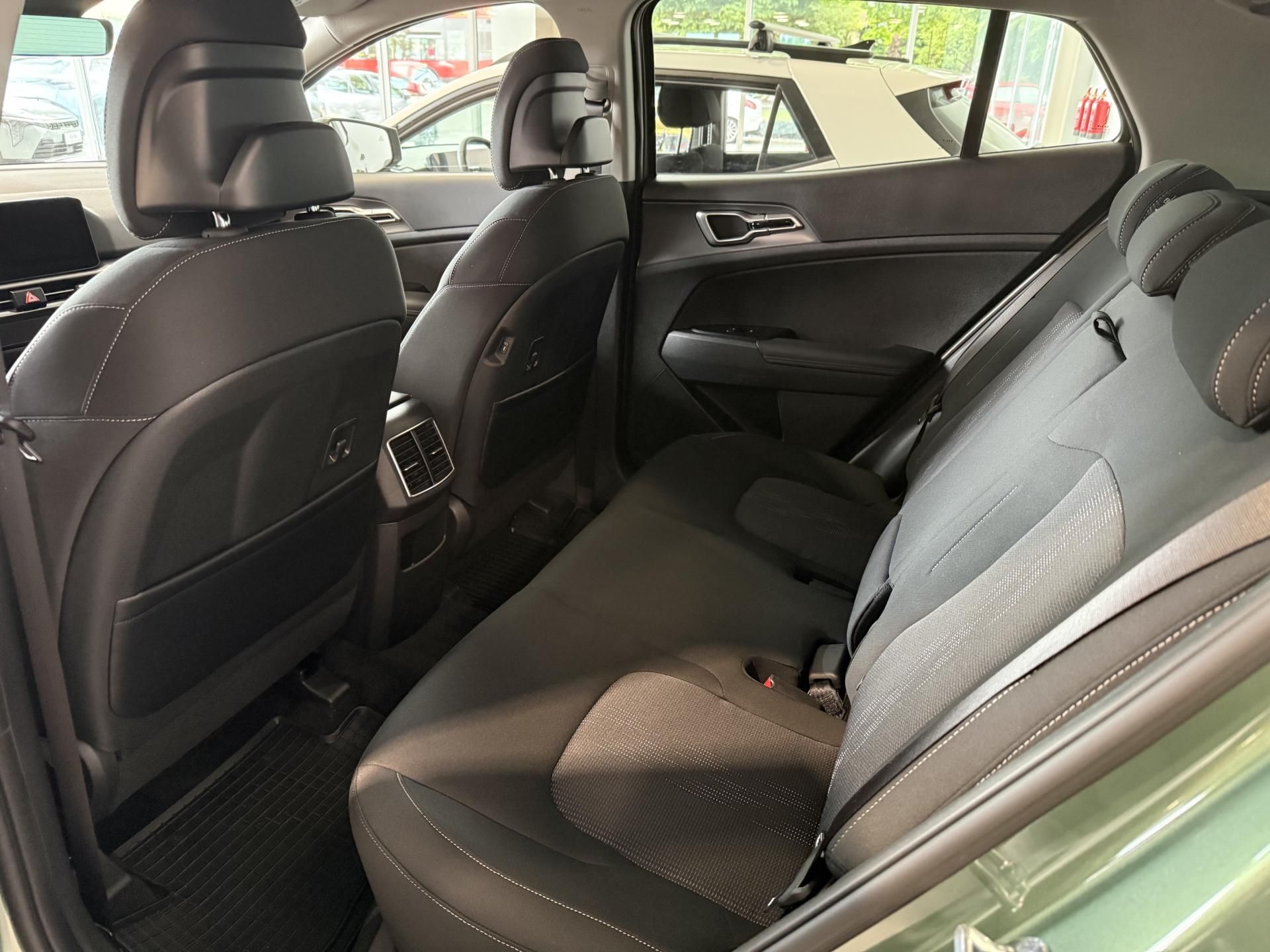 Kia Sportage, 1.6 T-GDi Exclusive 4x2 7DCT - fotka 6
