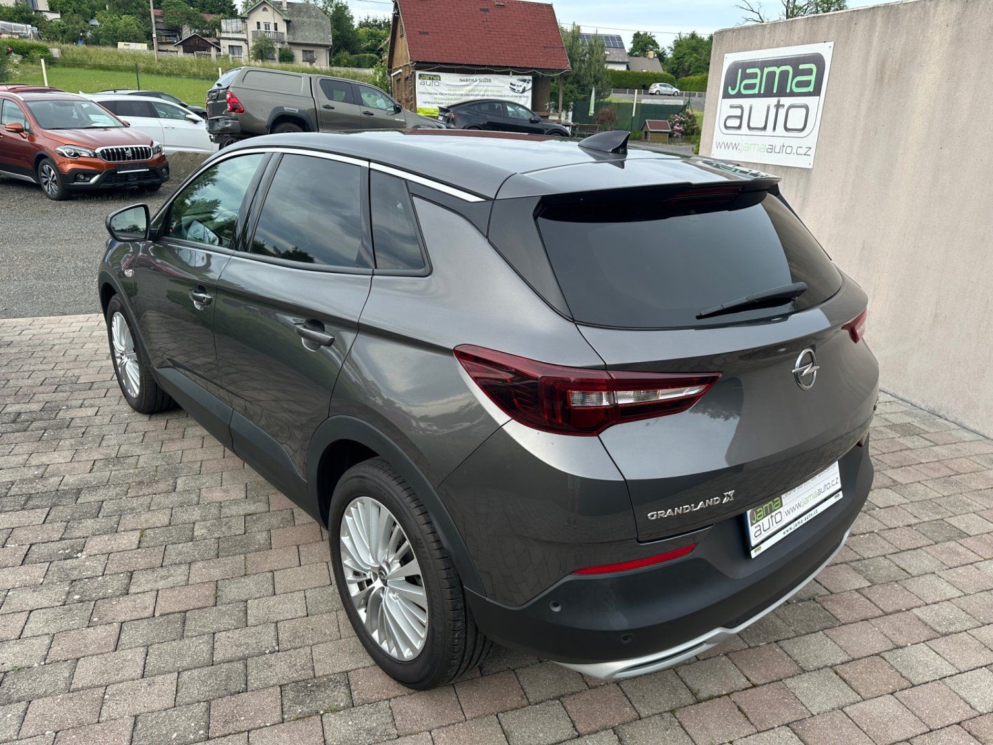 Opel Grandland X, 1,2Turbo 96kW 1.MAJITEL - fotka 5