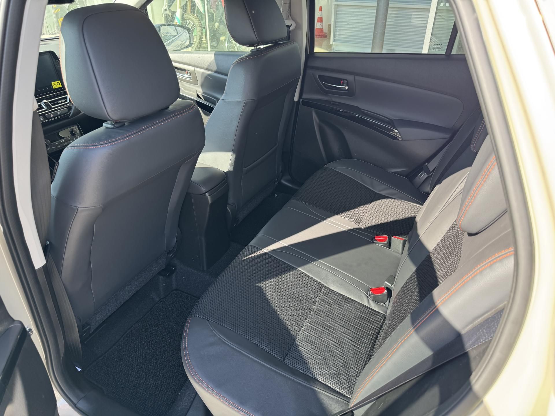 Suzuki S-Cross, 1,4 Elegance Black Edition - fotka 5