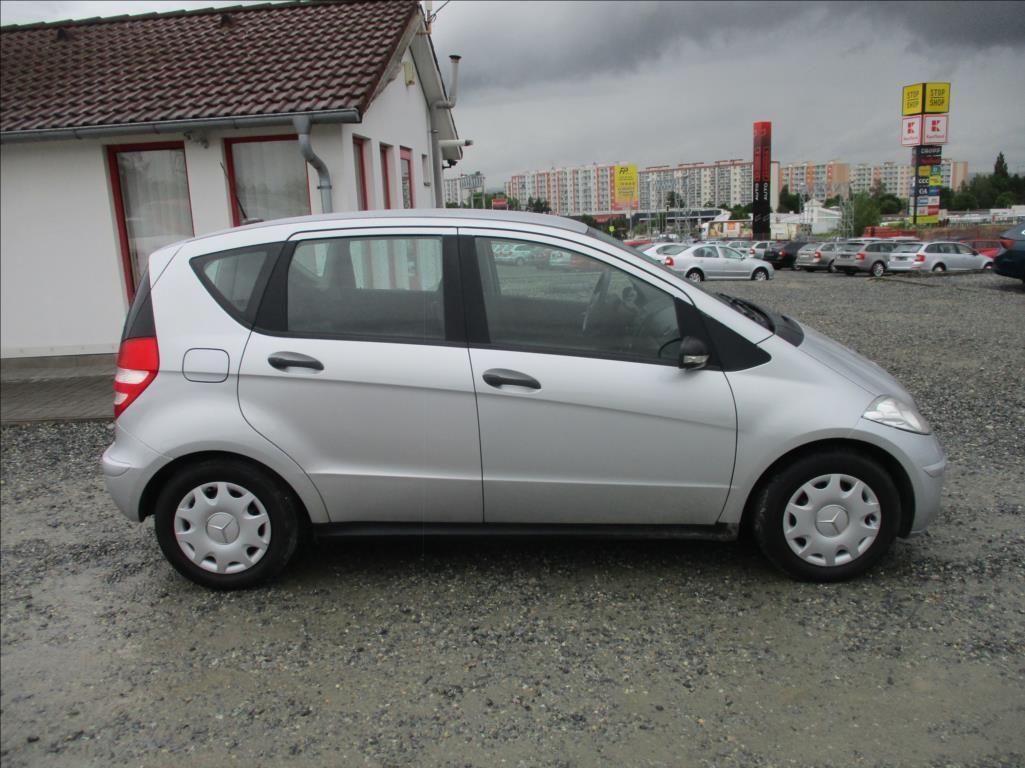 Mercedes-Benz Třídy A, 2,0 160 CDI, klima, servis, - fotka 4