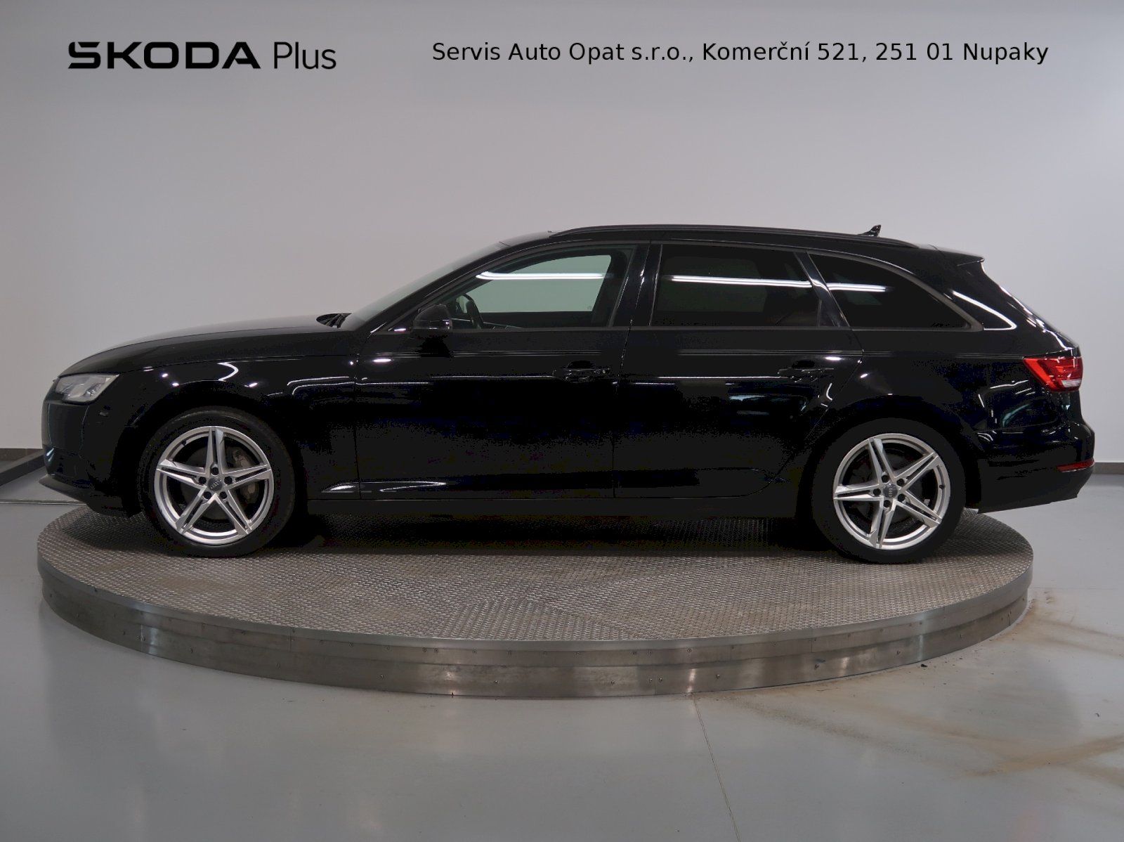 Audi A4, QUATTRO 2.0TDI 140KW - fotka 3