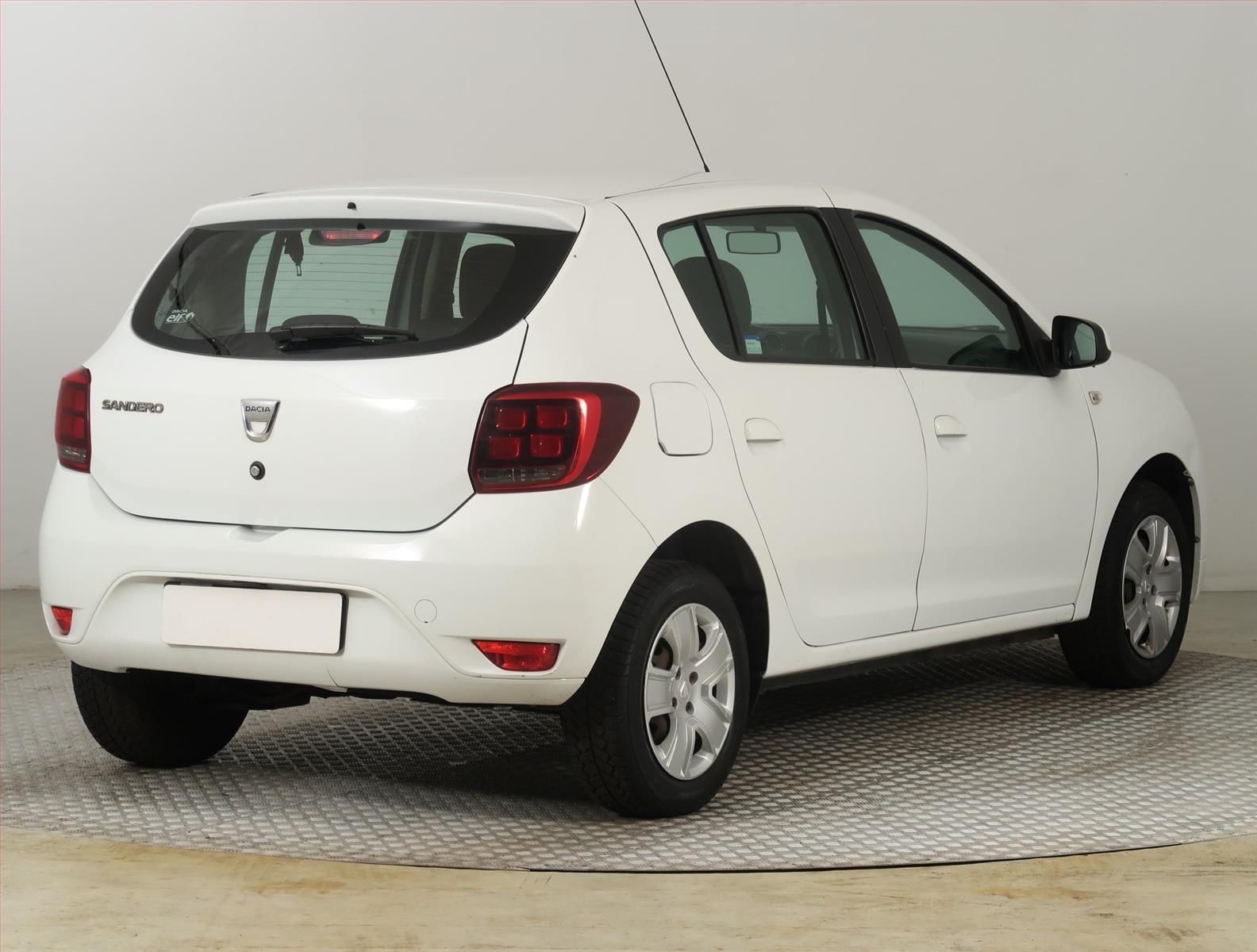 Dacia Sandero, 1.0 SCe, ČR,1.maj, Serv.kniha - fotka 5