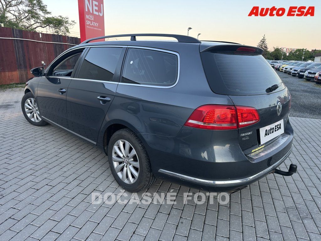 Volkswagen Passat, 2.0TDi,ČR - fotka 2