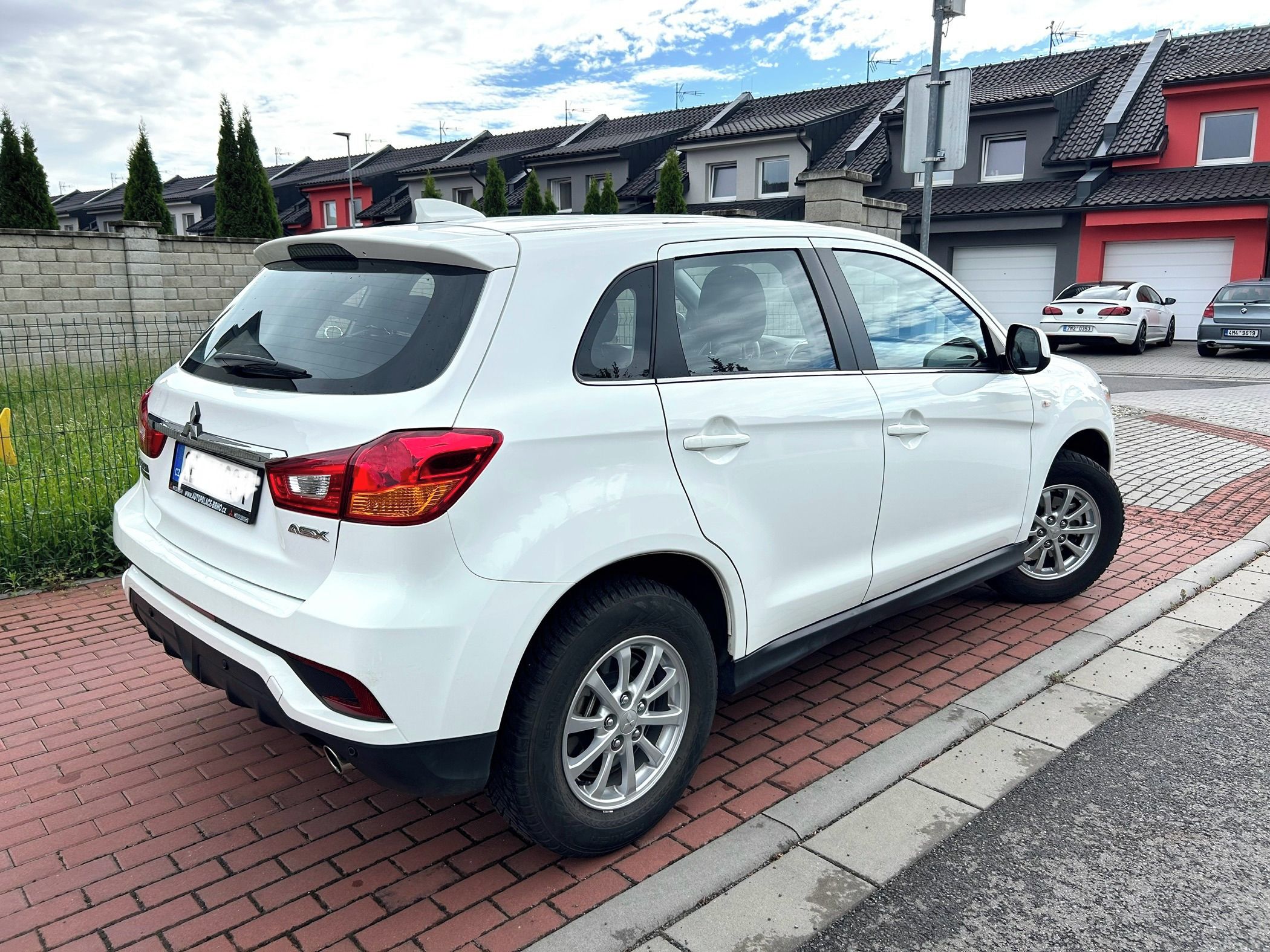 Mitsubishi ASX, 1.6 MIVEC unikát 11 000km - fotka 5