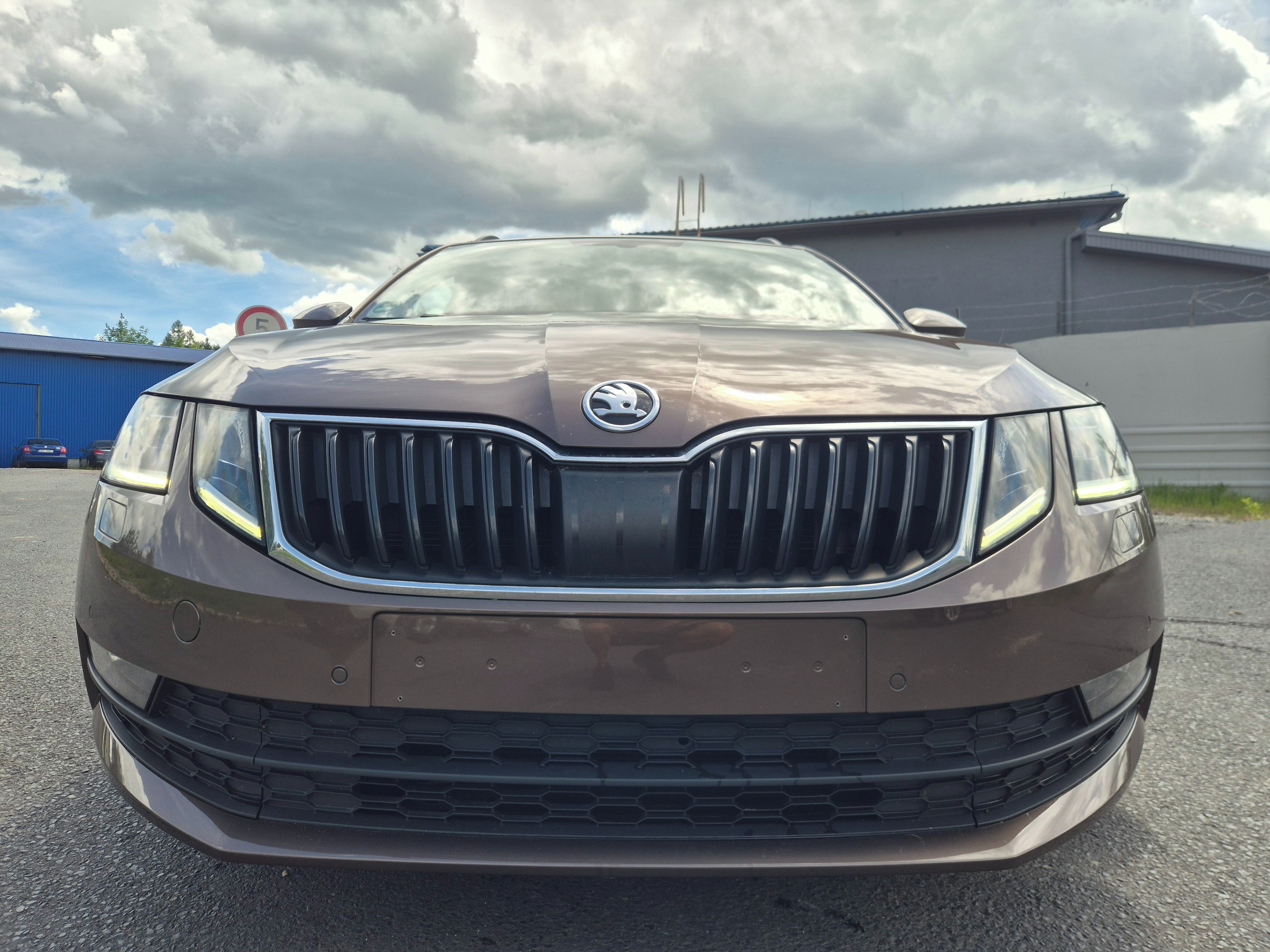 Škoda Octavia, 1 maj.plný servis ZÁRUKA 1 ROK - fotka 5