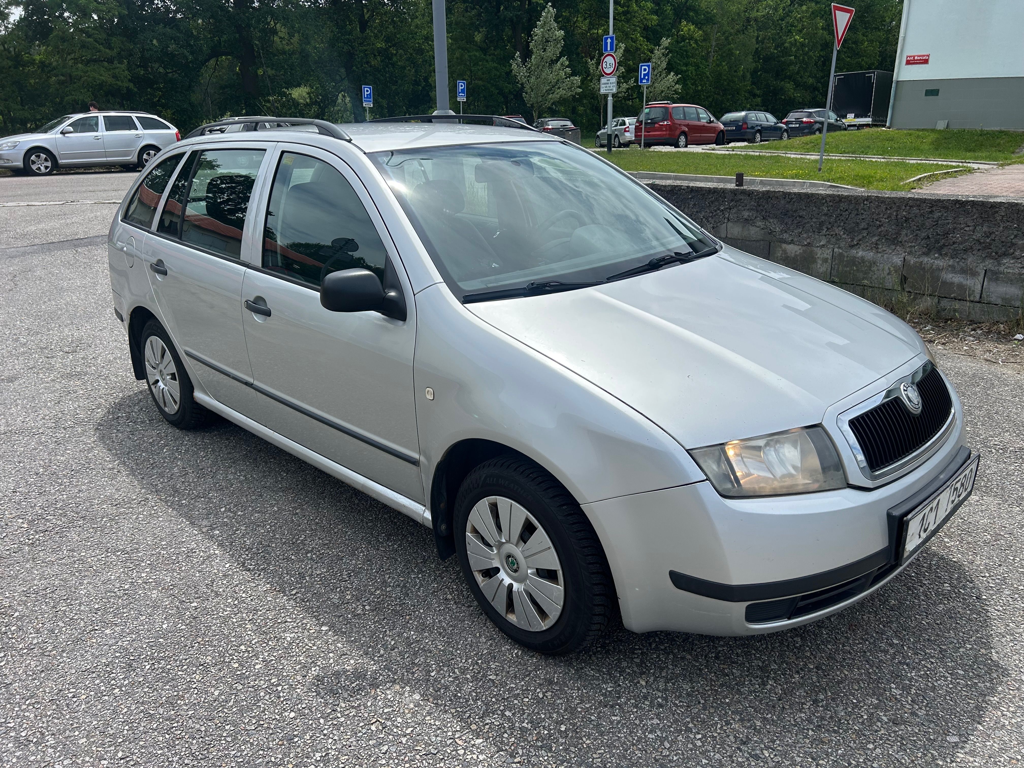 Škoda Fabia, Combi 1.2 HTP 47kw - fotka 2