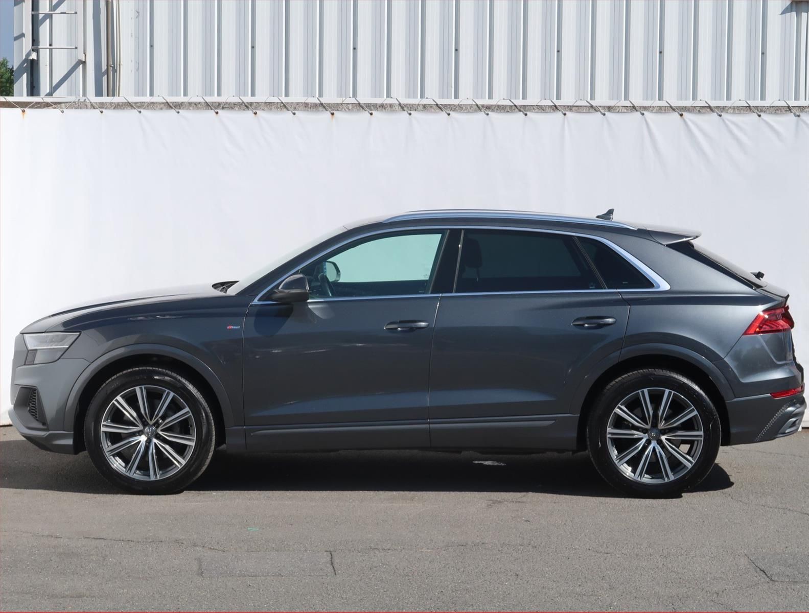 Audi Q8, 50 TDI, S-Line - fotka 3