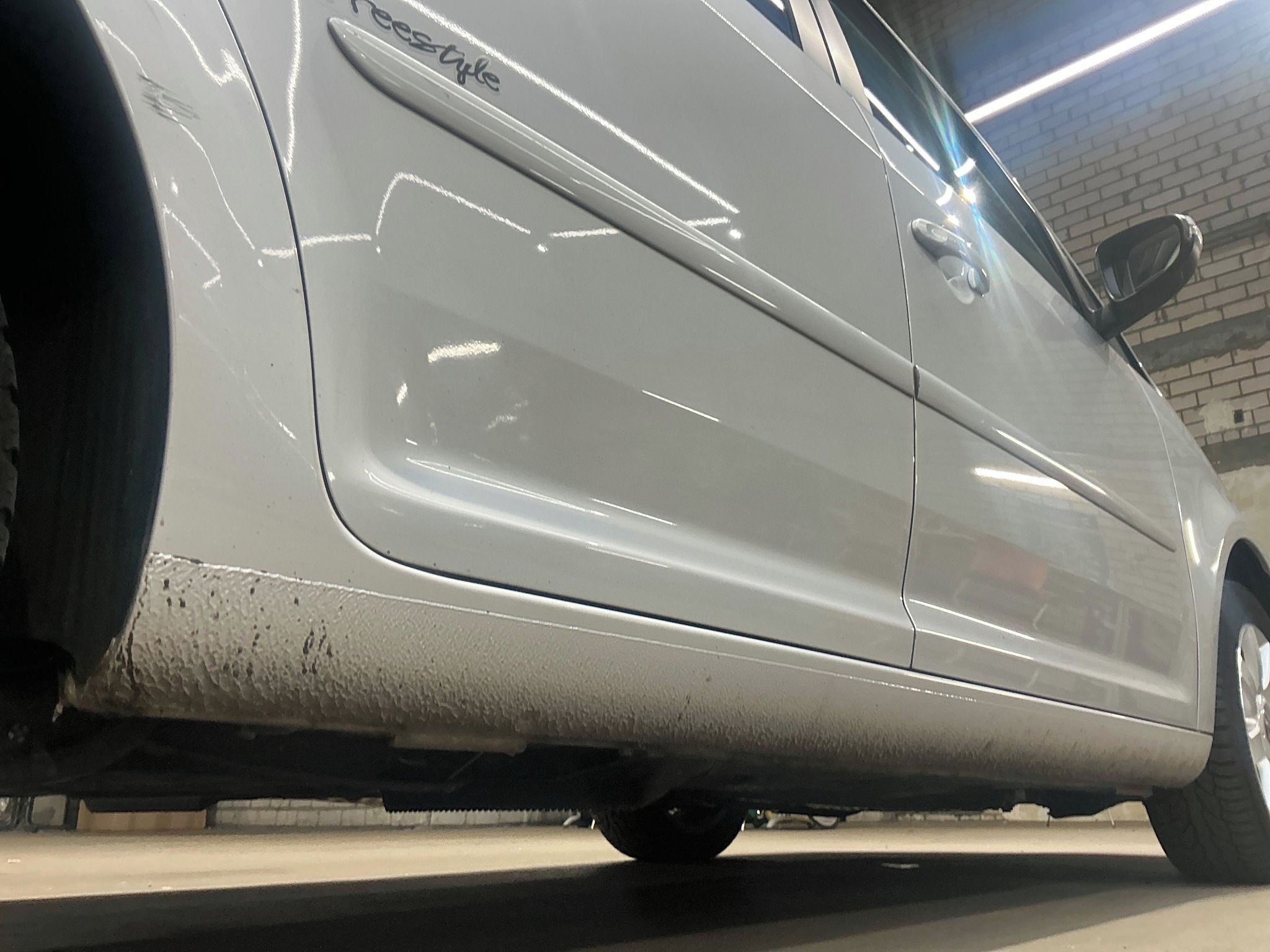 Volkswagen Touran, 1.6MPi 75KW FREESTYLE 7-MÍST - fotka 5