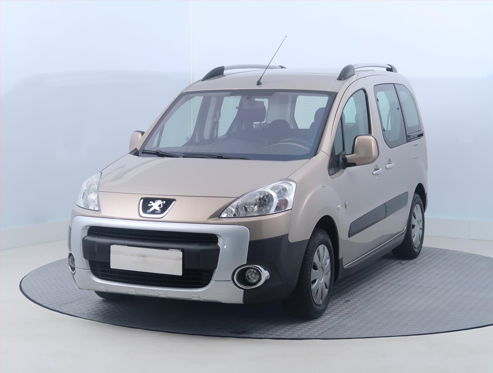 Peugeot Partner, 1.6 16V, 5Míst, Klima, ČR - fotka 2