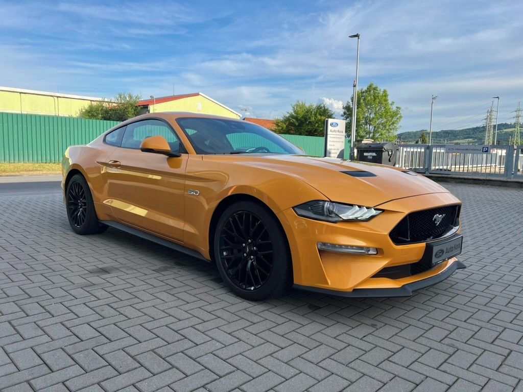 Ford Mustang, V8 Fastback, 5.0 GT automat - fotka 5