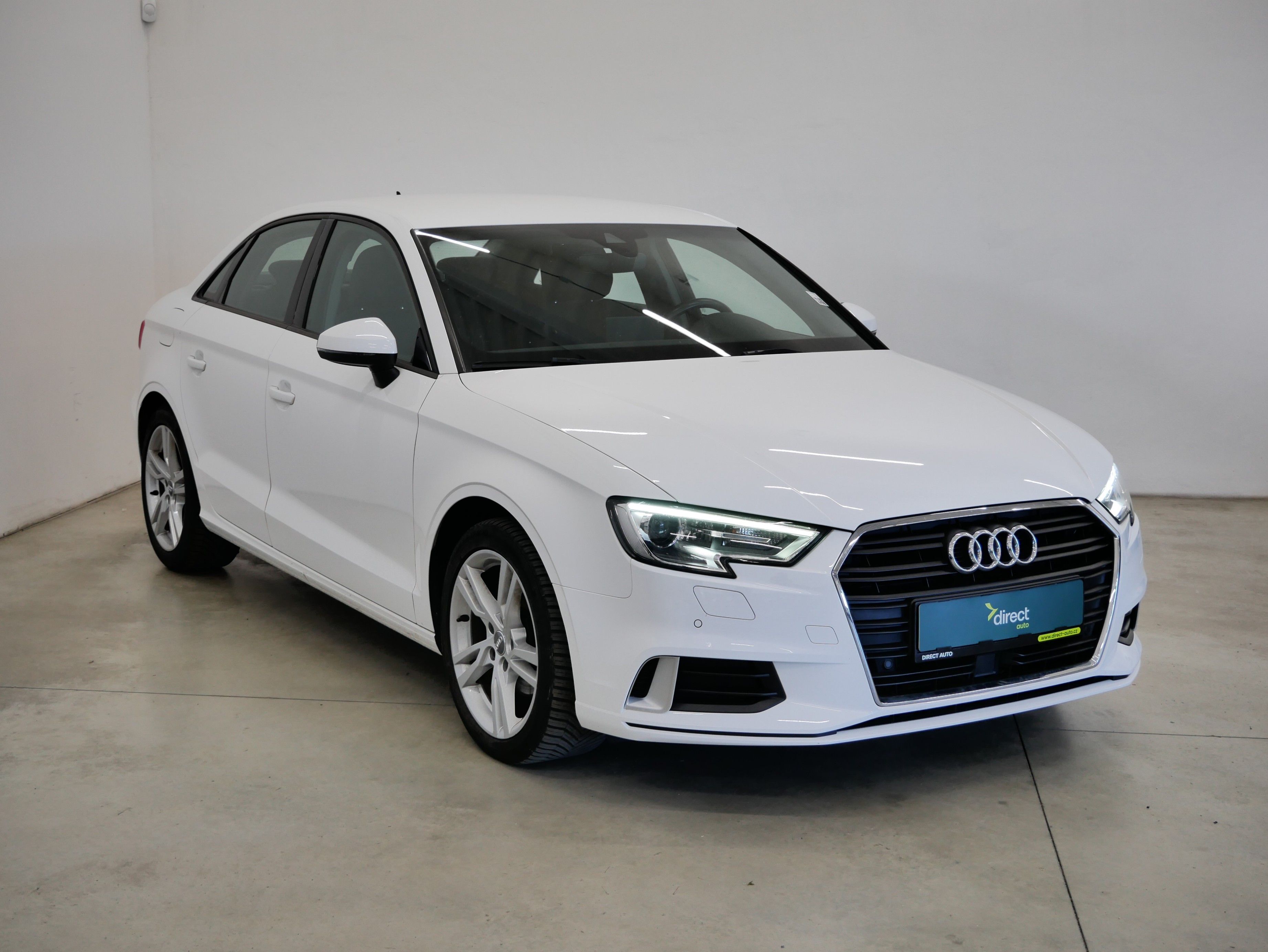 Audi A3, 35 TFSI 110 kW S-tronic Sport - fotka 4