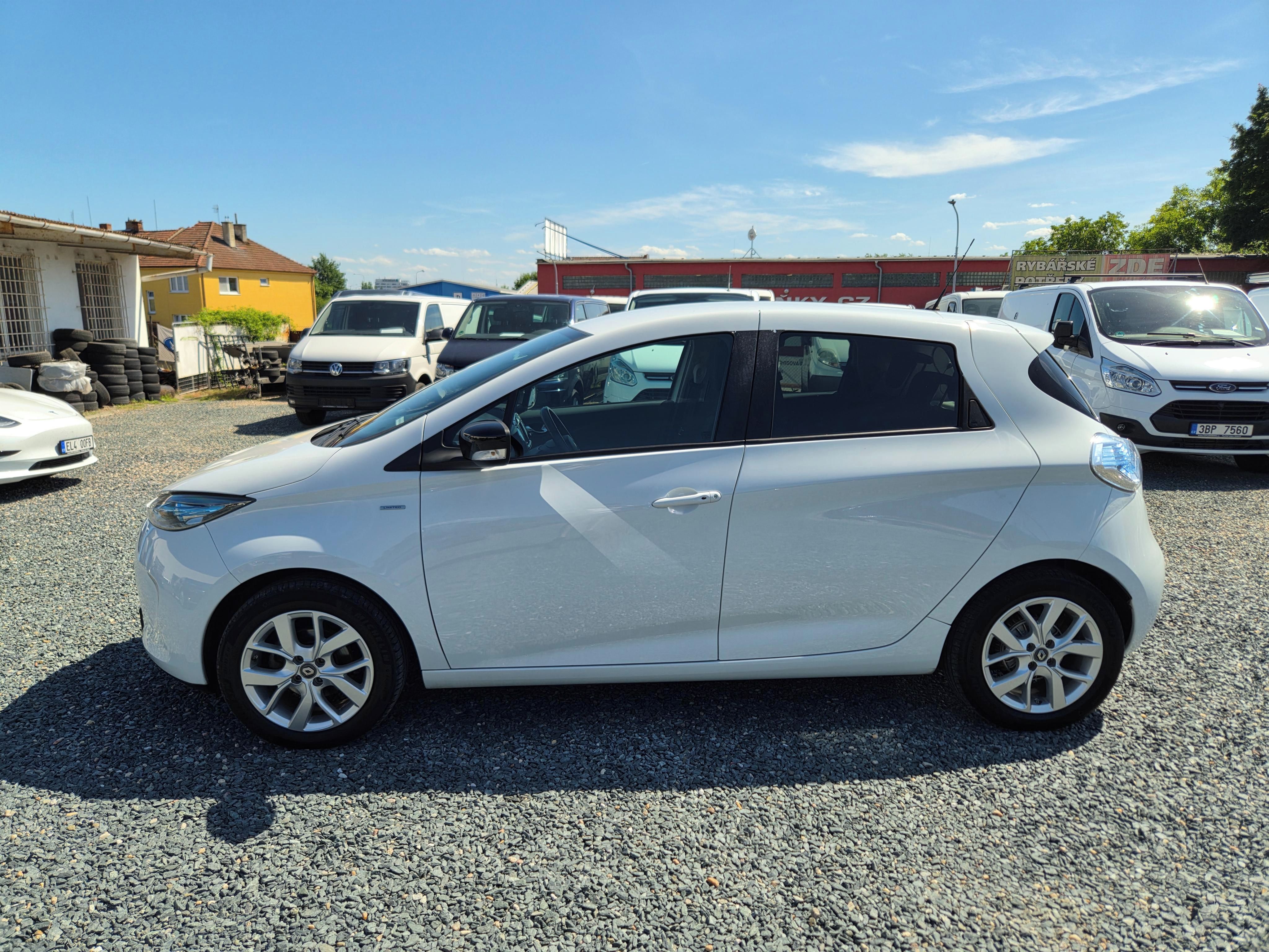 Renault ZOE, 41kWh 80KW 2019 LIMITED DPH - fotka 4