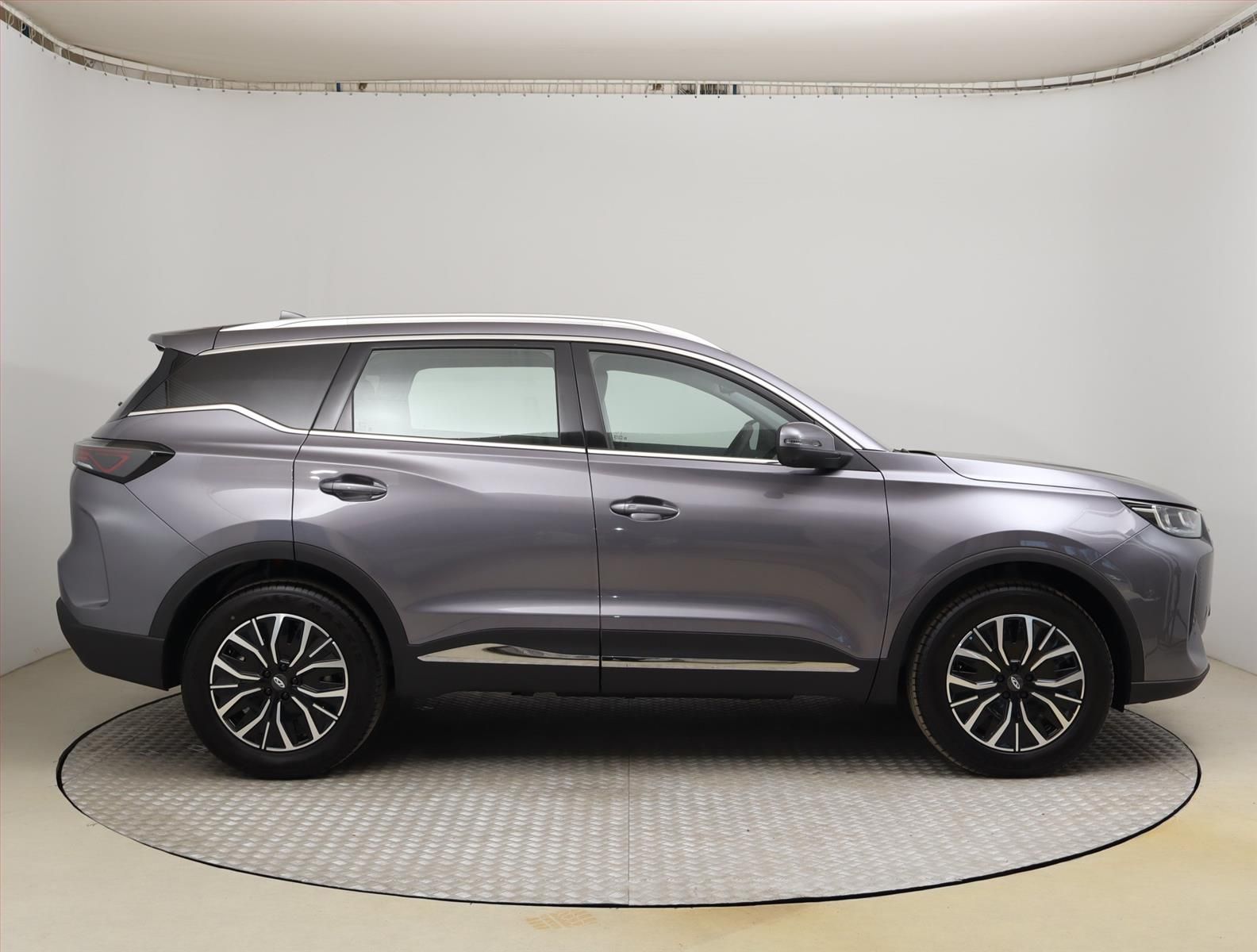 Chery Tiggo 7, 1.6 TGDI, Luxury, LUXURY - fotka 6