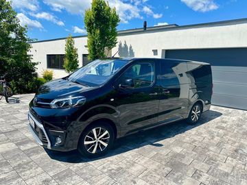 VIP, 29k km,záruka, tažné, pan