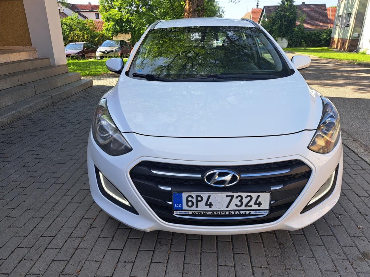 Hyundai i30, 1,6 CRDI 16V - fotka 2