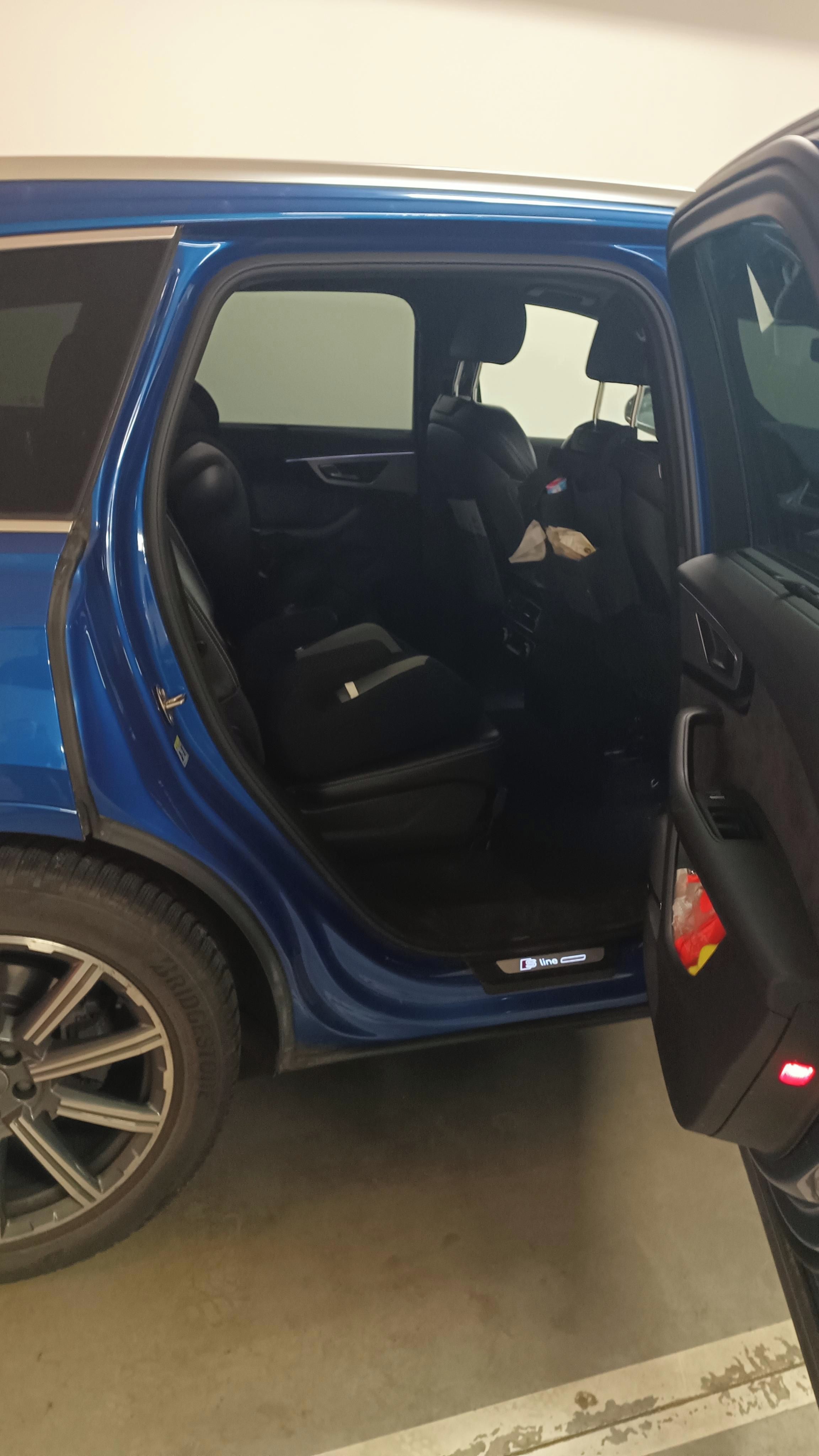 Audi Q7 - fotka 4