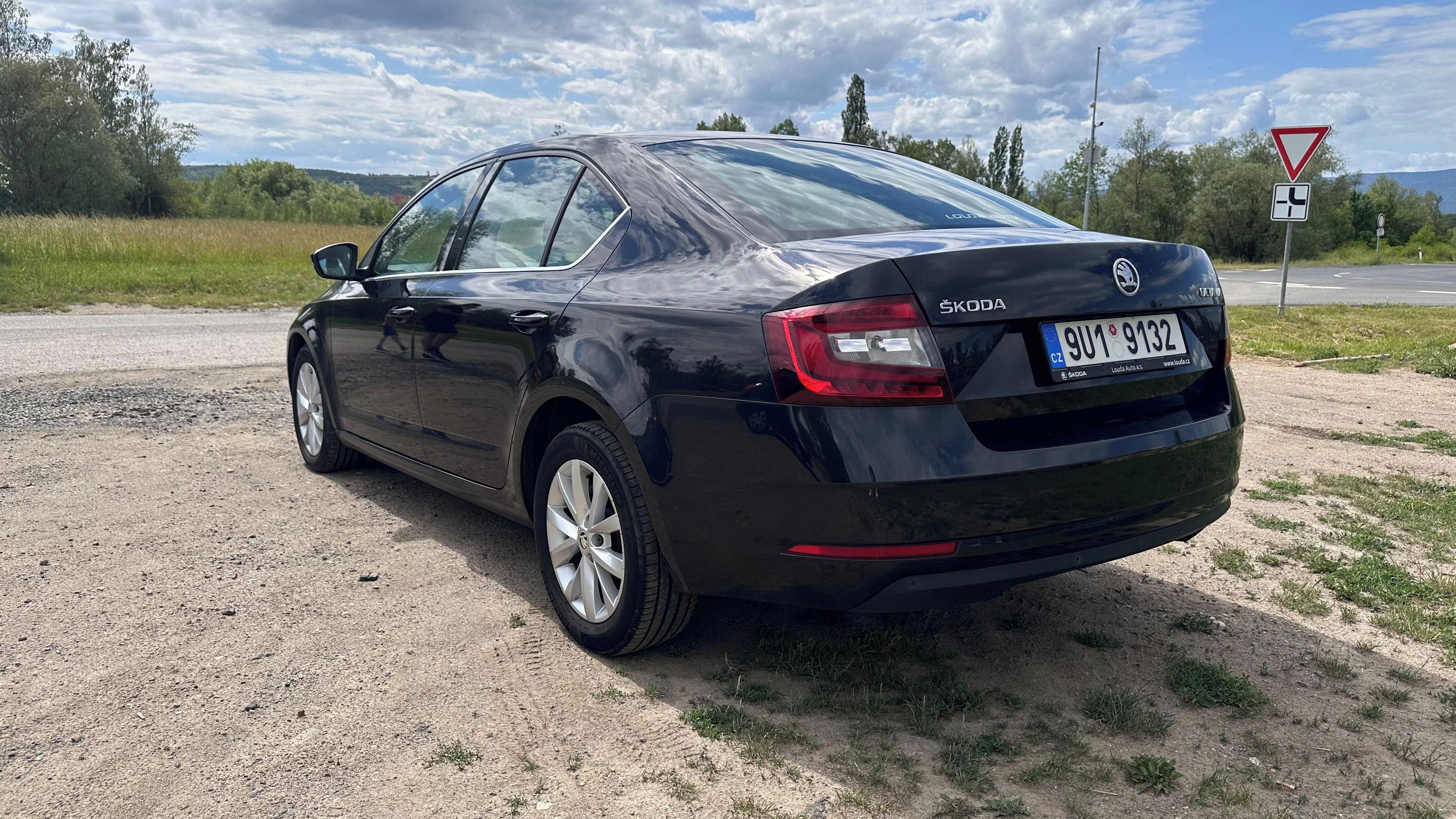 Škoda Octavia, bezproblémové, spolehlivé - fotka 4