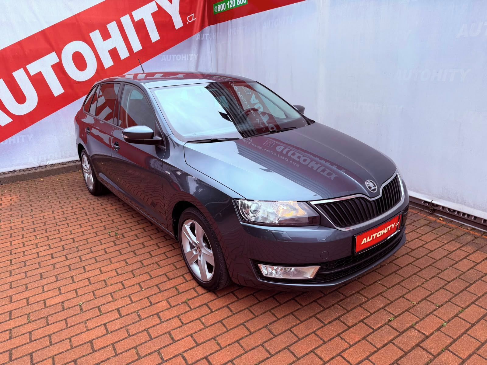 Škoda Rapid, 1.2 TSi Drive, Serviska, AutoA - fotka 3