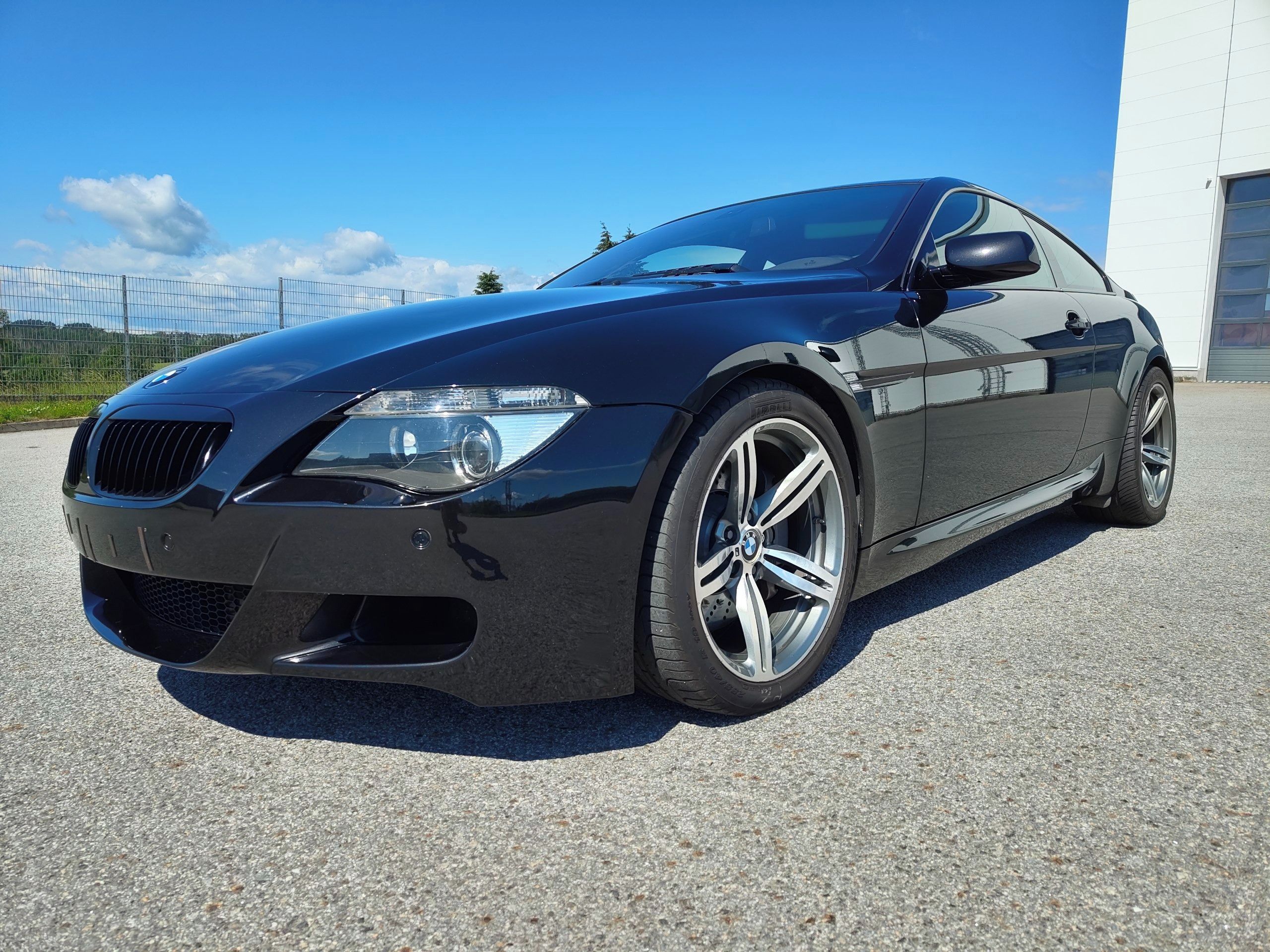 BMW Řada 6, 645Ci zachovalé - fotka 3