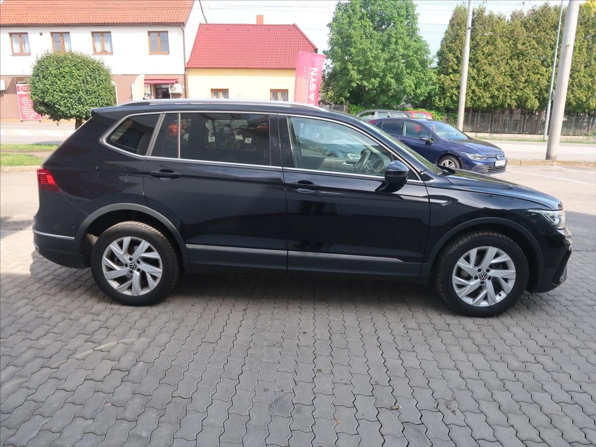 Volkswagen Tiguan Allspace, 1,5 TSI EVO DSG Elegance CZ - fotka 3