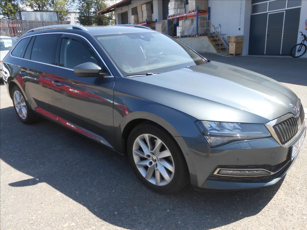 Škoda Superb, 1,6 TDi 88Kw DSG Kůže!! - fotka 3