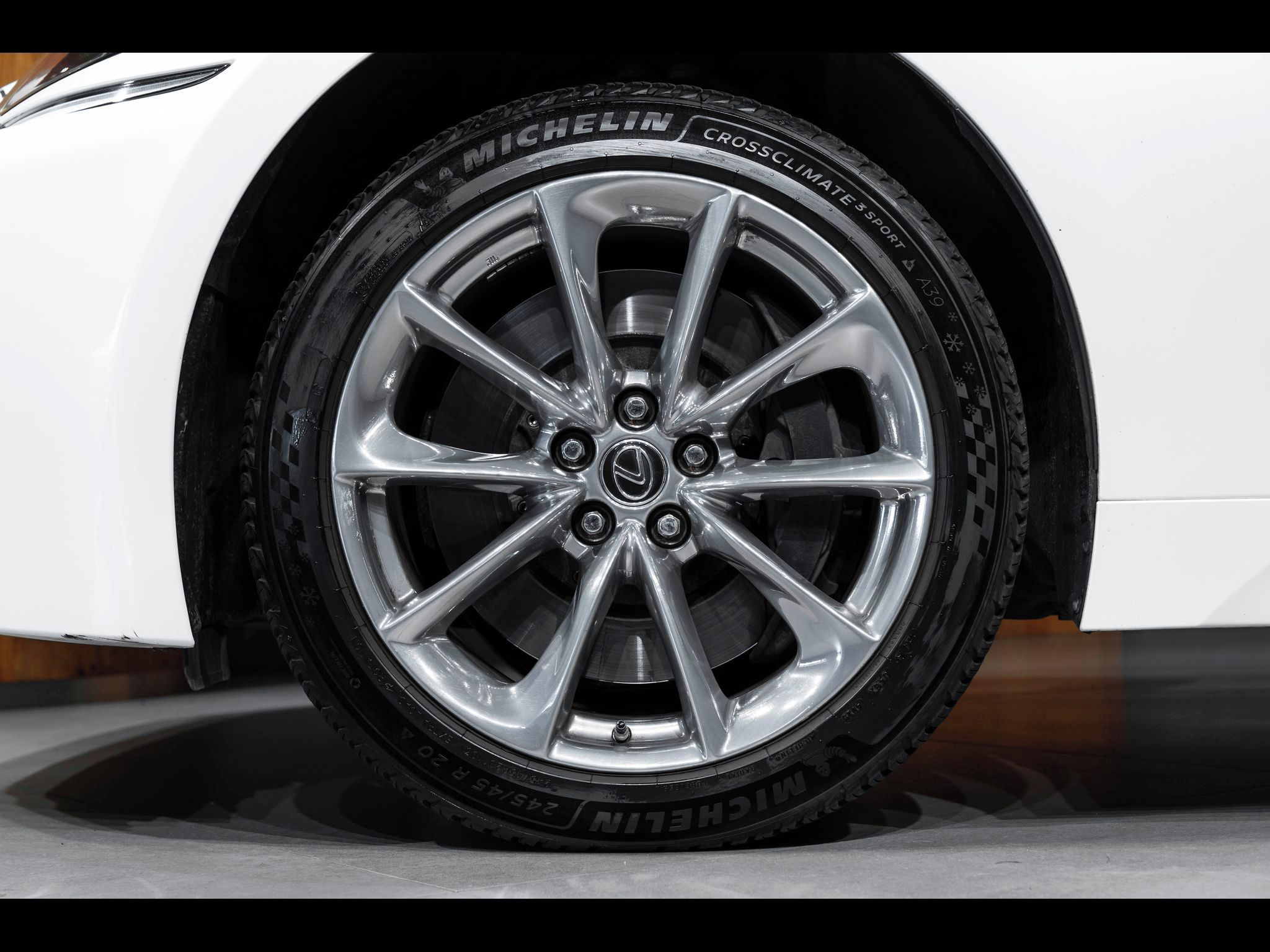 Lexus LS 500, H - fotka 5