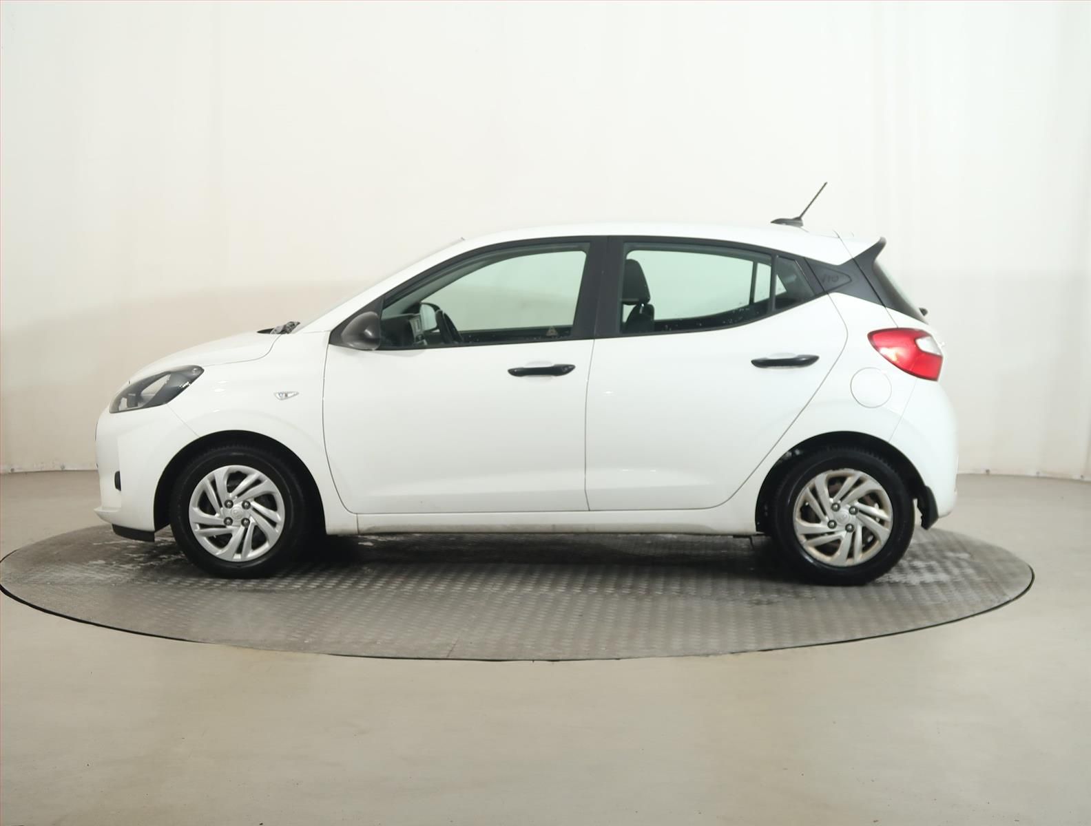 Hyundai i10, 1.0, Automat, Serv.kniha - fotka 3