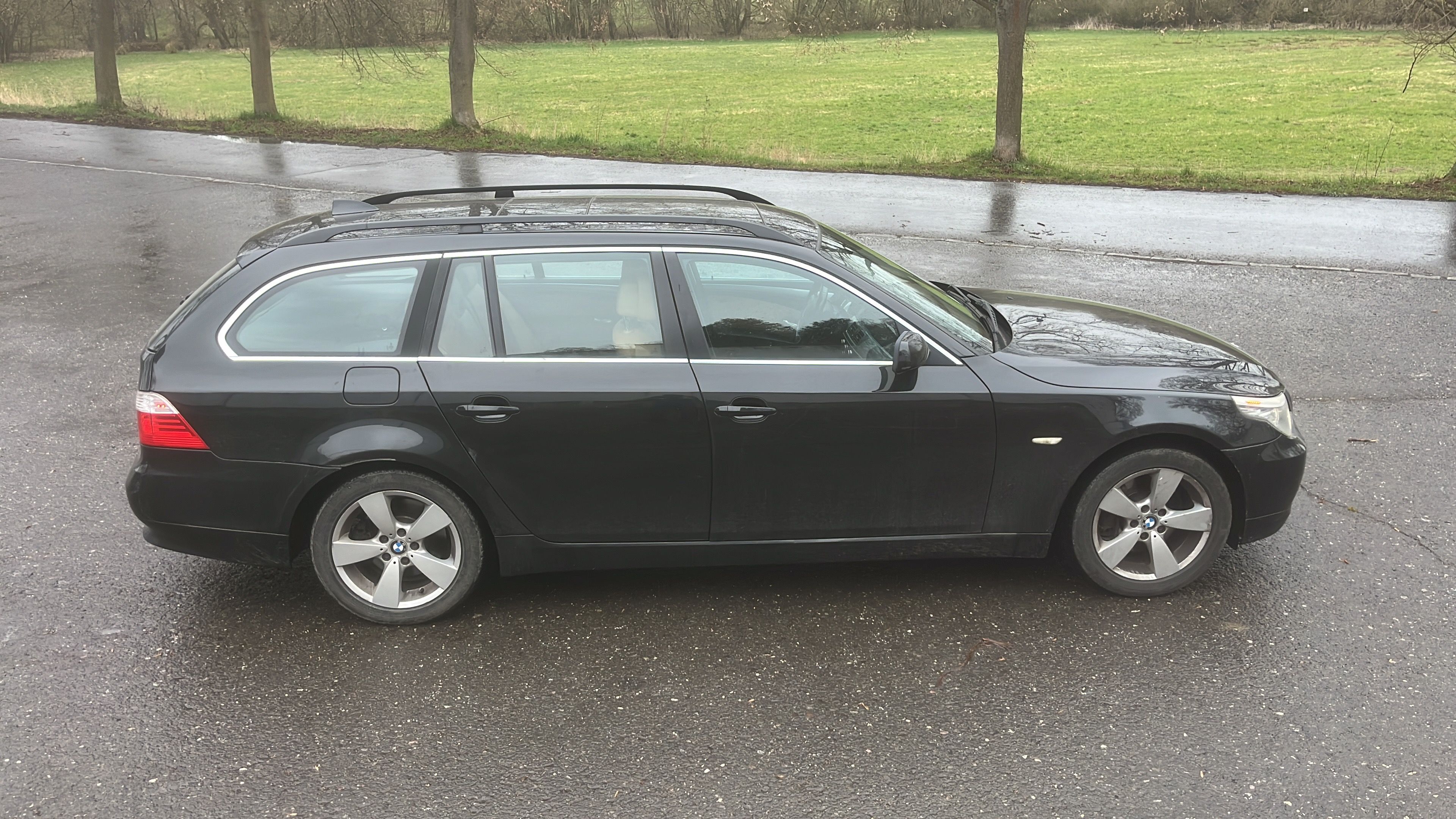 BMW Řada 5, BMW 525xd E61 - fotka 4