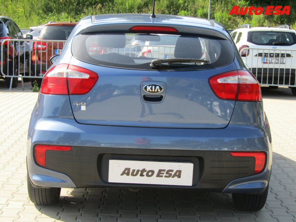 Kia Rio, 1.3i,AC,STK2/28 - fotka 5
