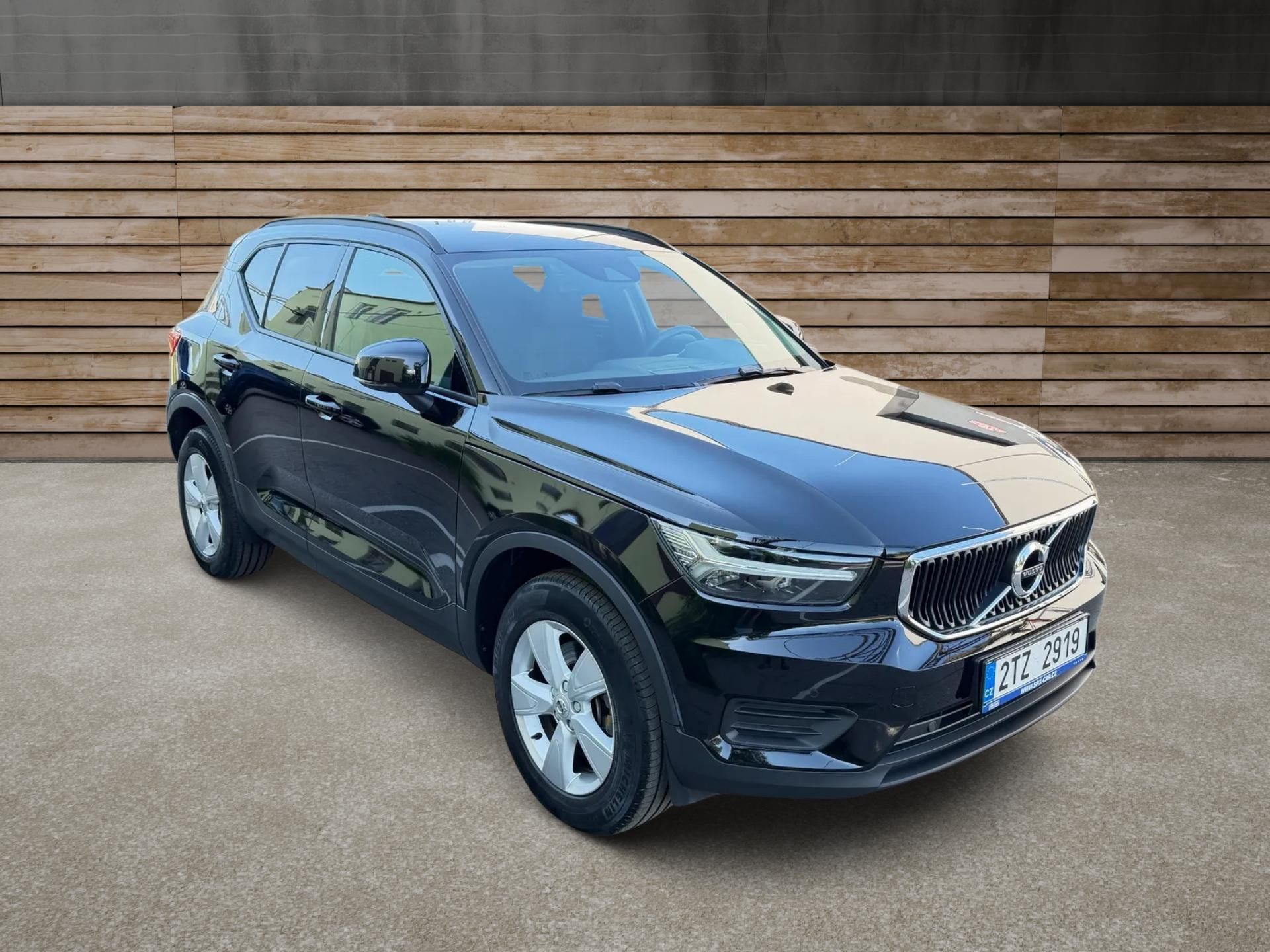 Volvo XC40, +T2+KOUPENO V ČR+1.majitel+DPH