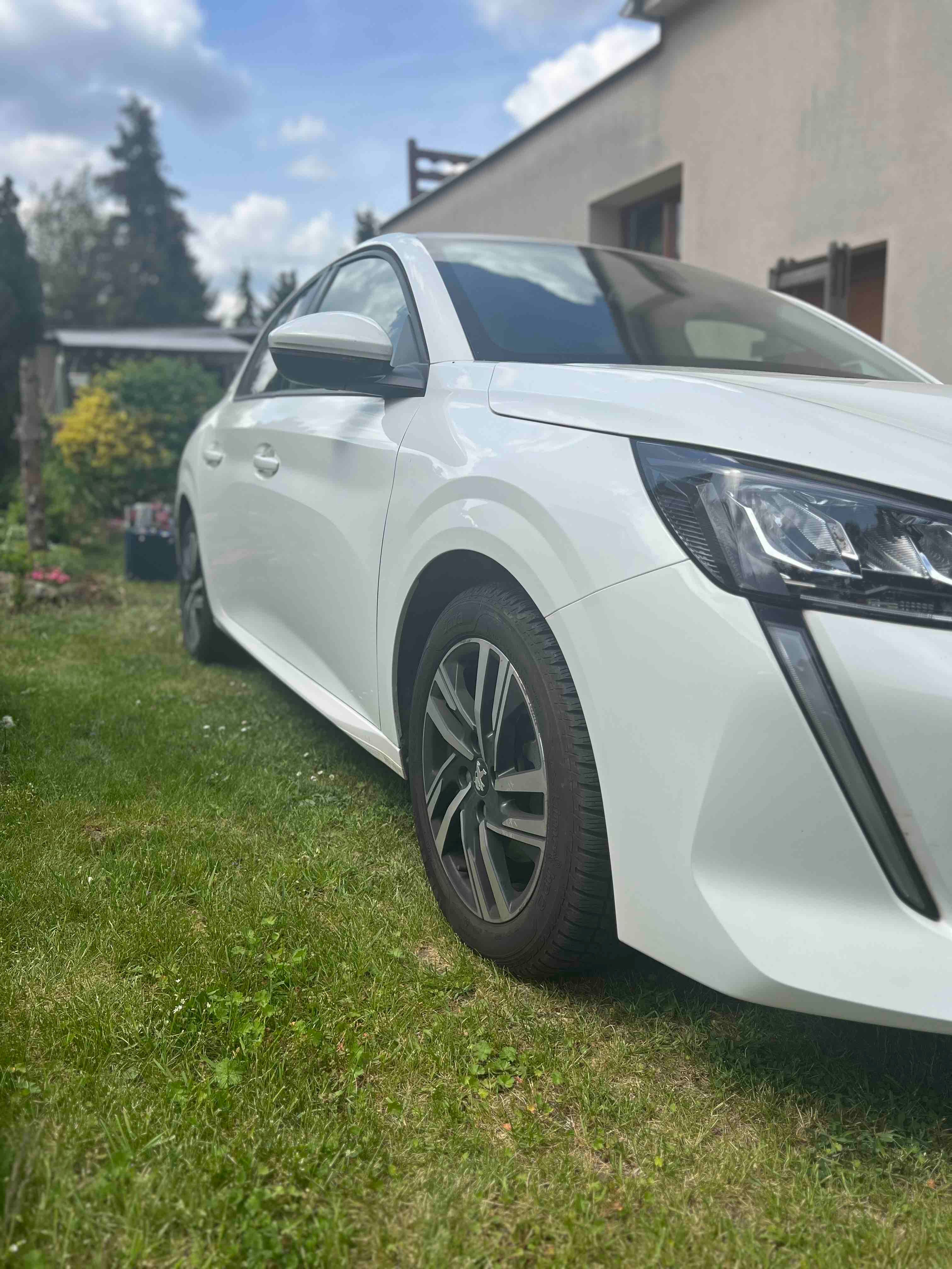 Peugeot 208, Peugeot 208, AllurePack, 74kW - fotka 3