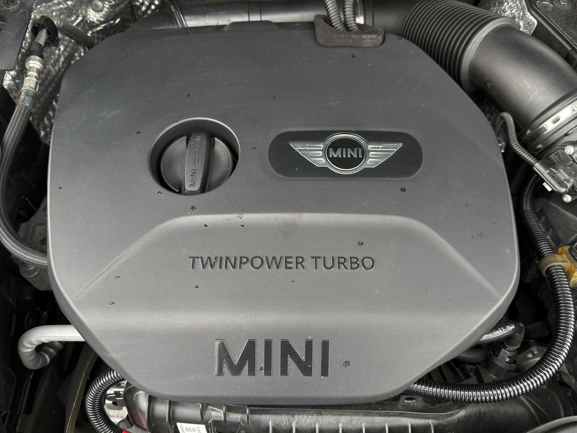 Mini Cooper, 1,5i 100kW Alu/Klima/Navi - fotka 6