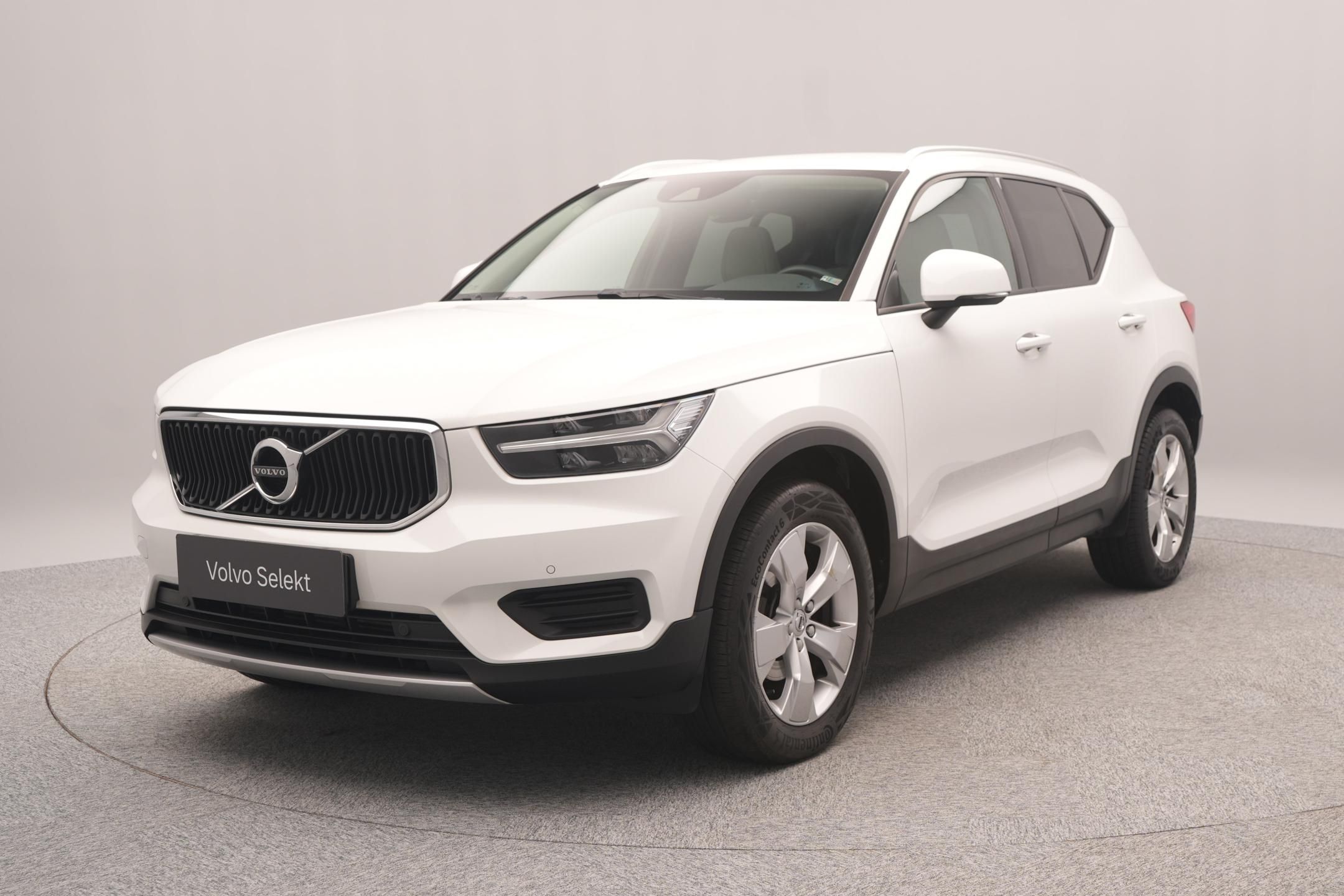 Volvo XC40, T3 MOMENTUM AUT