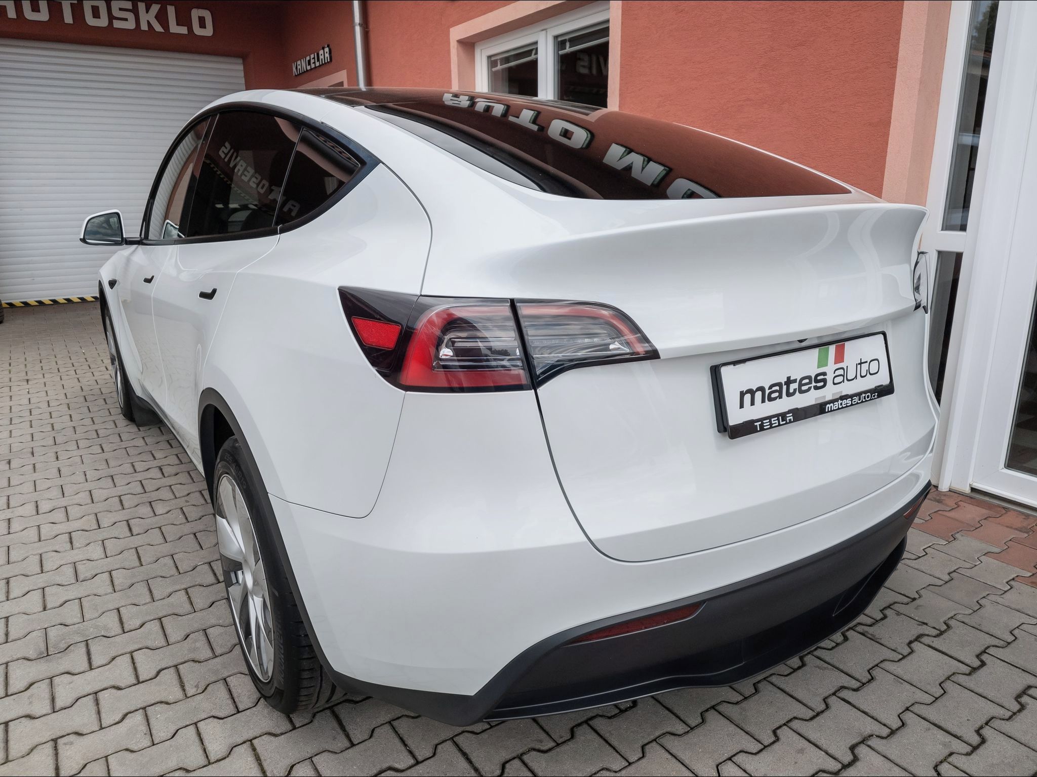 Tesla Model Y, Long Range Dual Motor, SOH 88, - fotka 3