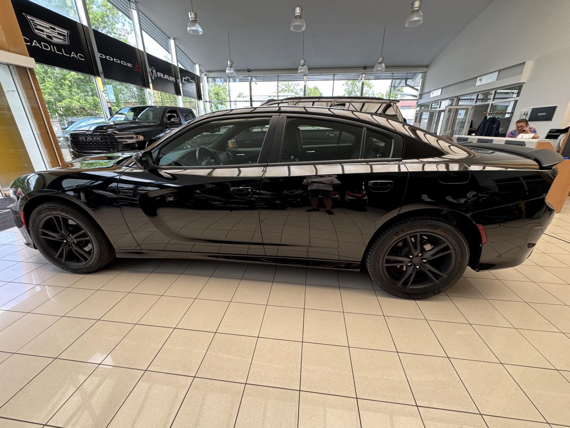 Dodge Charger, AWD 3,6 GT - fotka 2