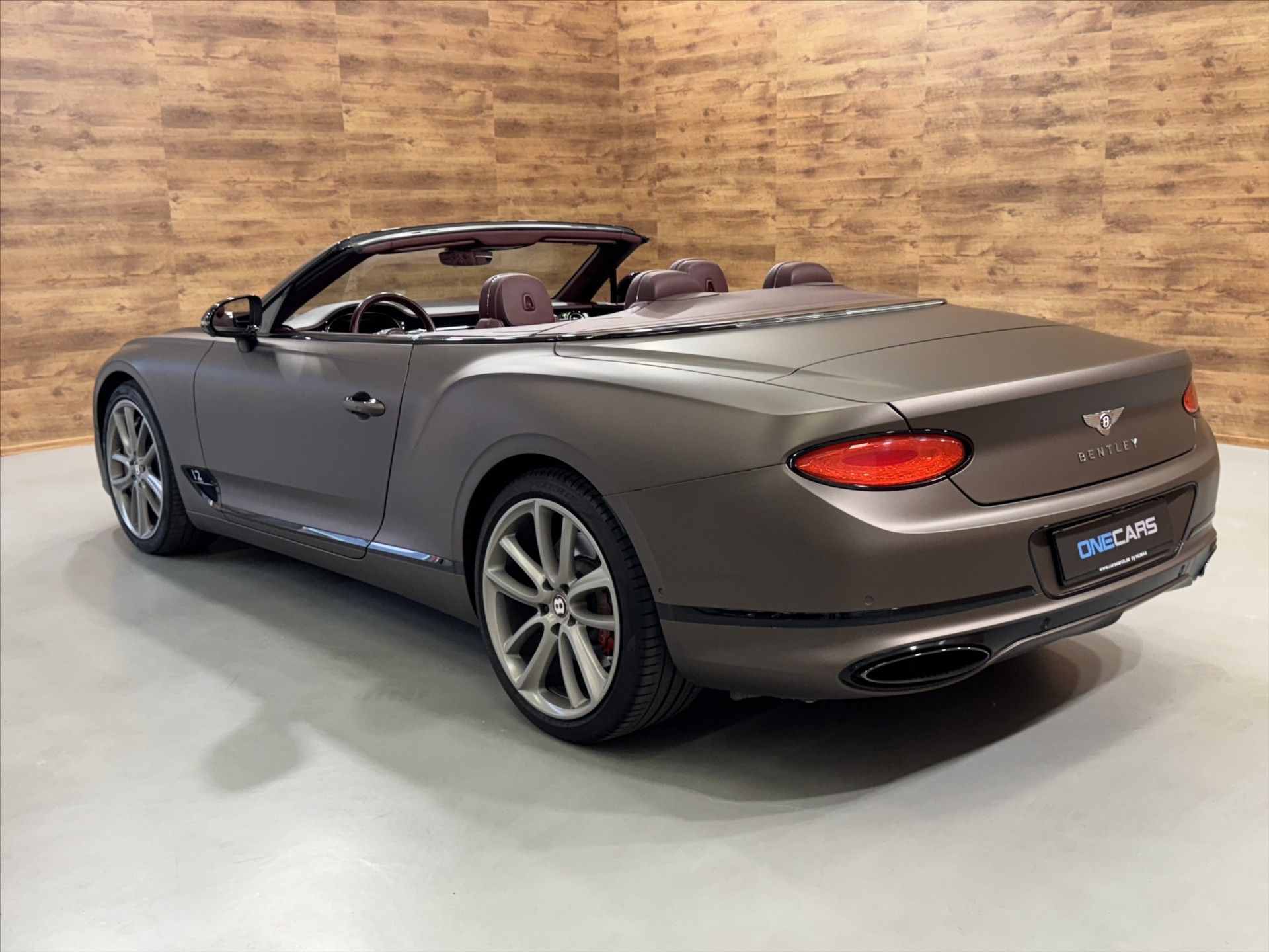 Bentley Continental GTC, V12 FIRST EDITION NAIM - fotka 4