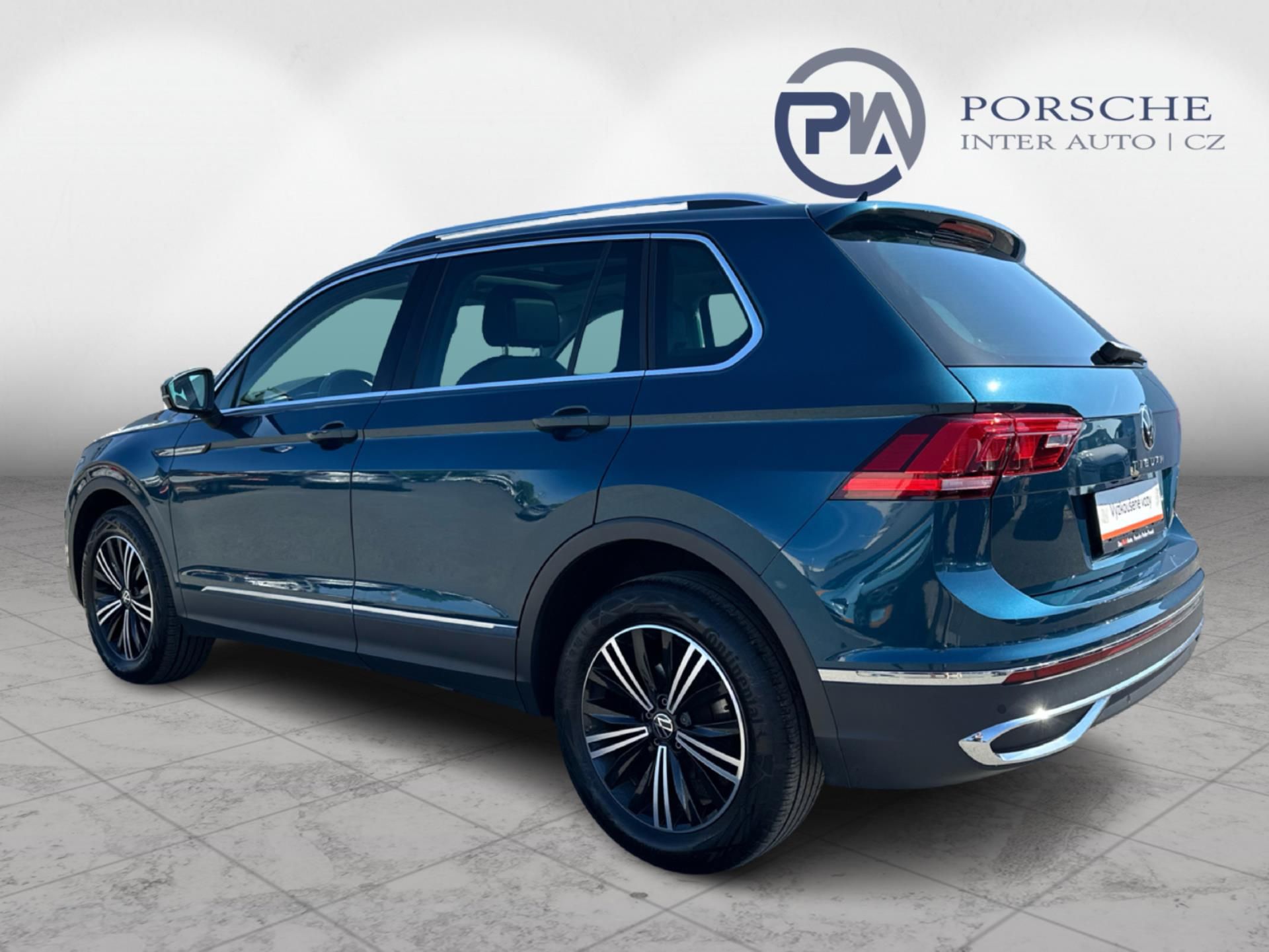Volkswagen Tiguan, Elegance 2.0 TDI 147 kW DSG 4 - fotka 4